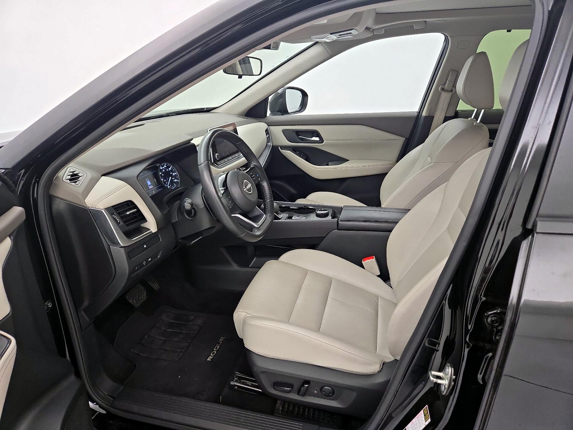 Thumbnail: 2023 Nissan Rogue - 11