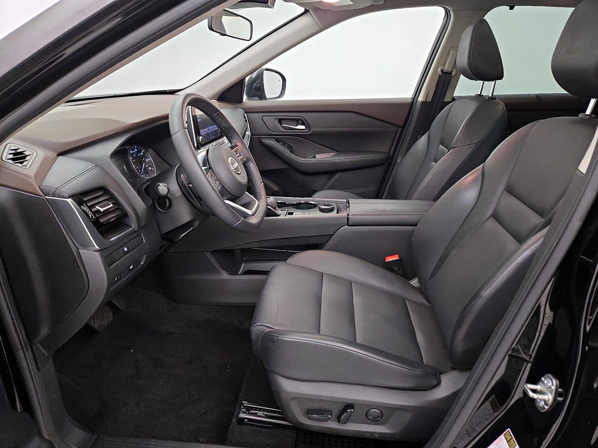 Thumbnail: 2022 Nissan Rogue - 11