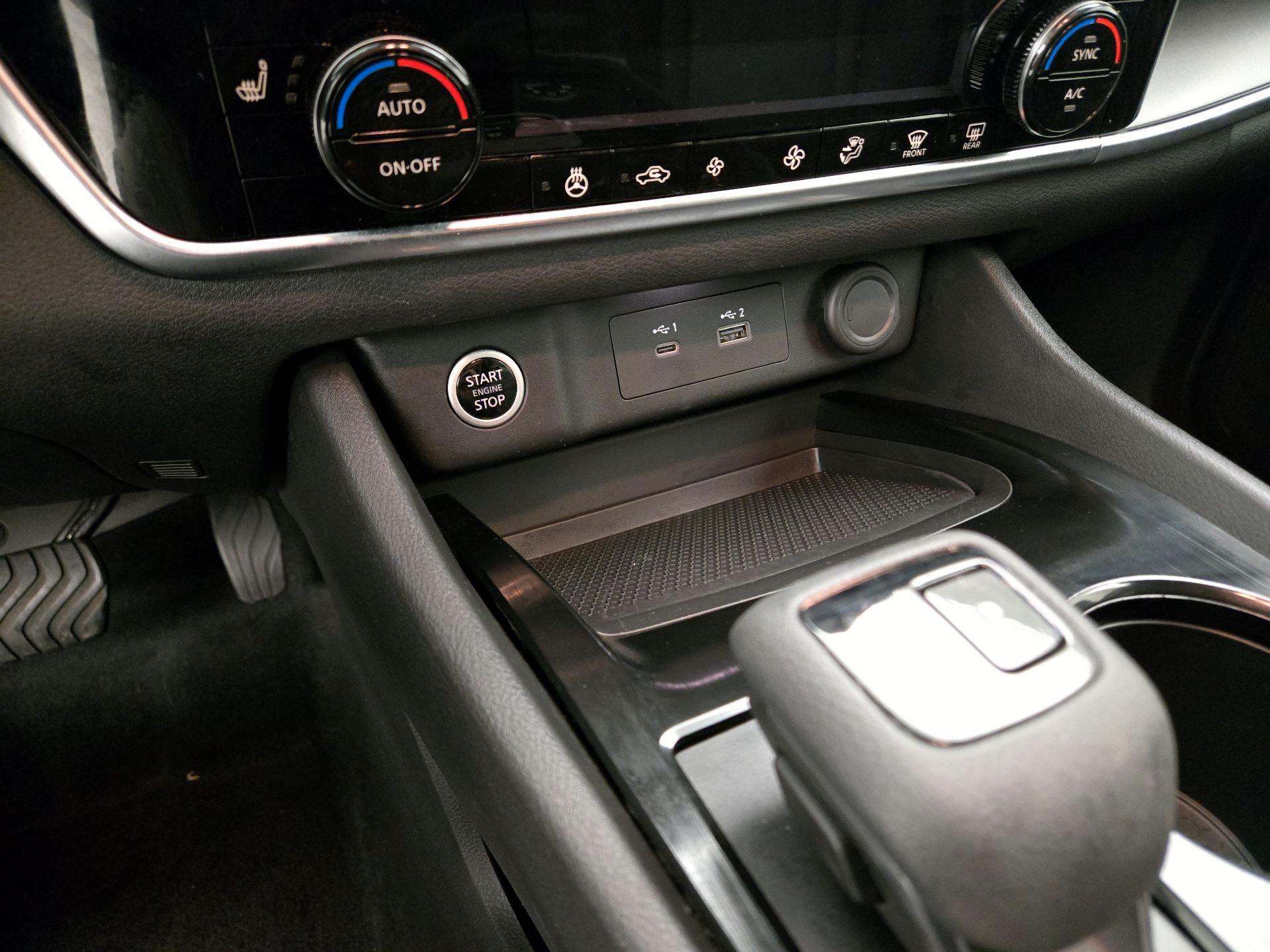 Thumbnail: 2022 Nissan Rogue - 18