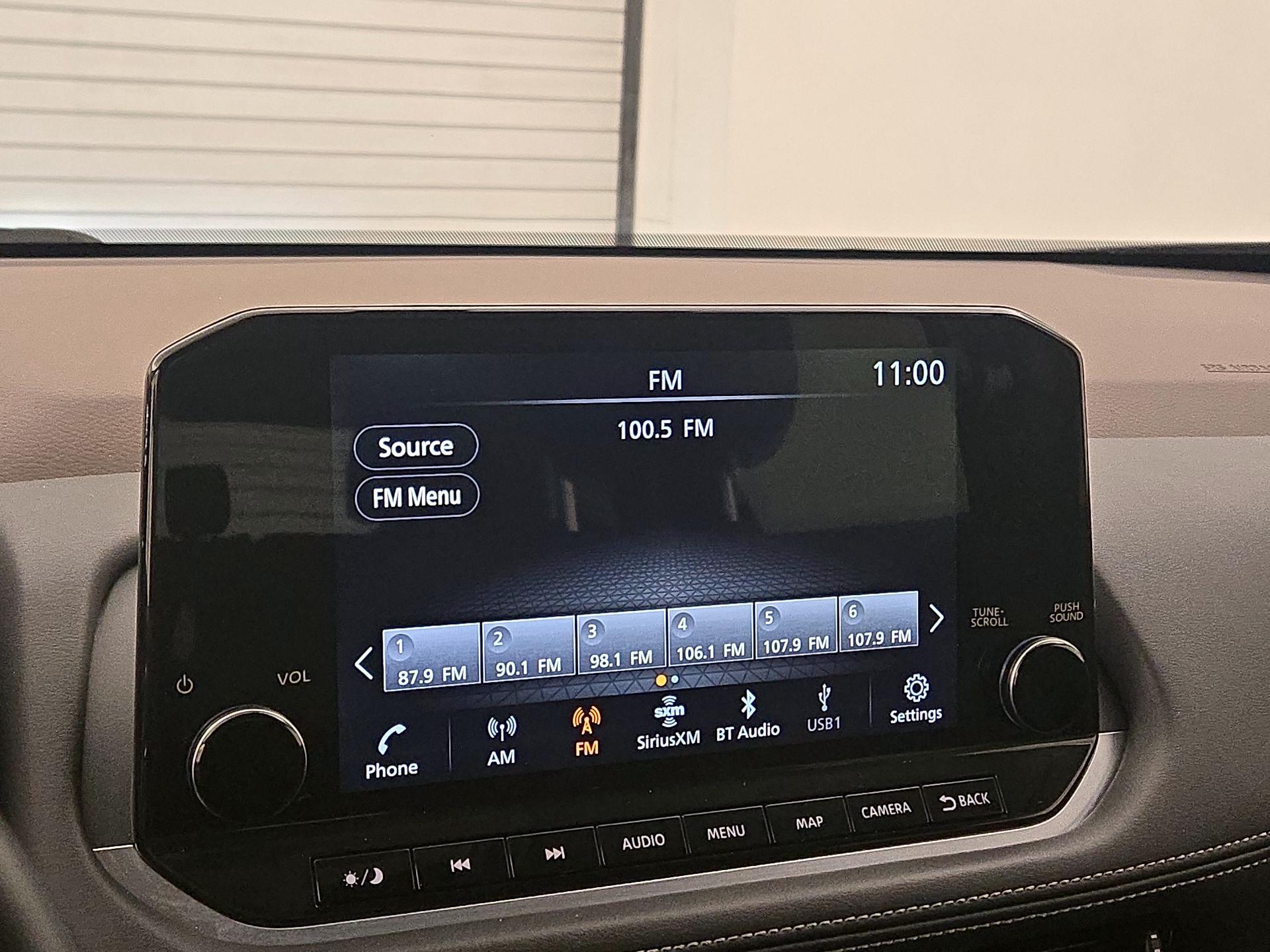 Thumbnail: 2023 Nissan Rogue - 15