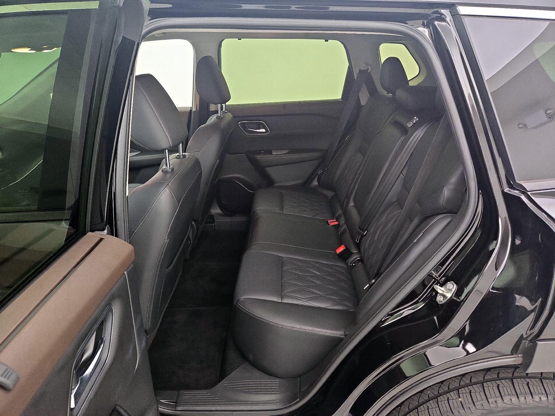 Thumbnail: 2023 Nissan Rogue - 19