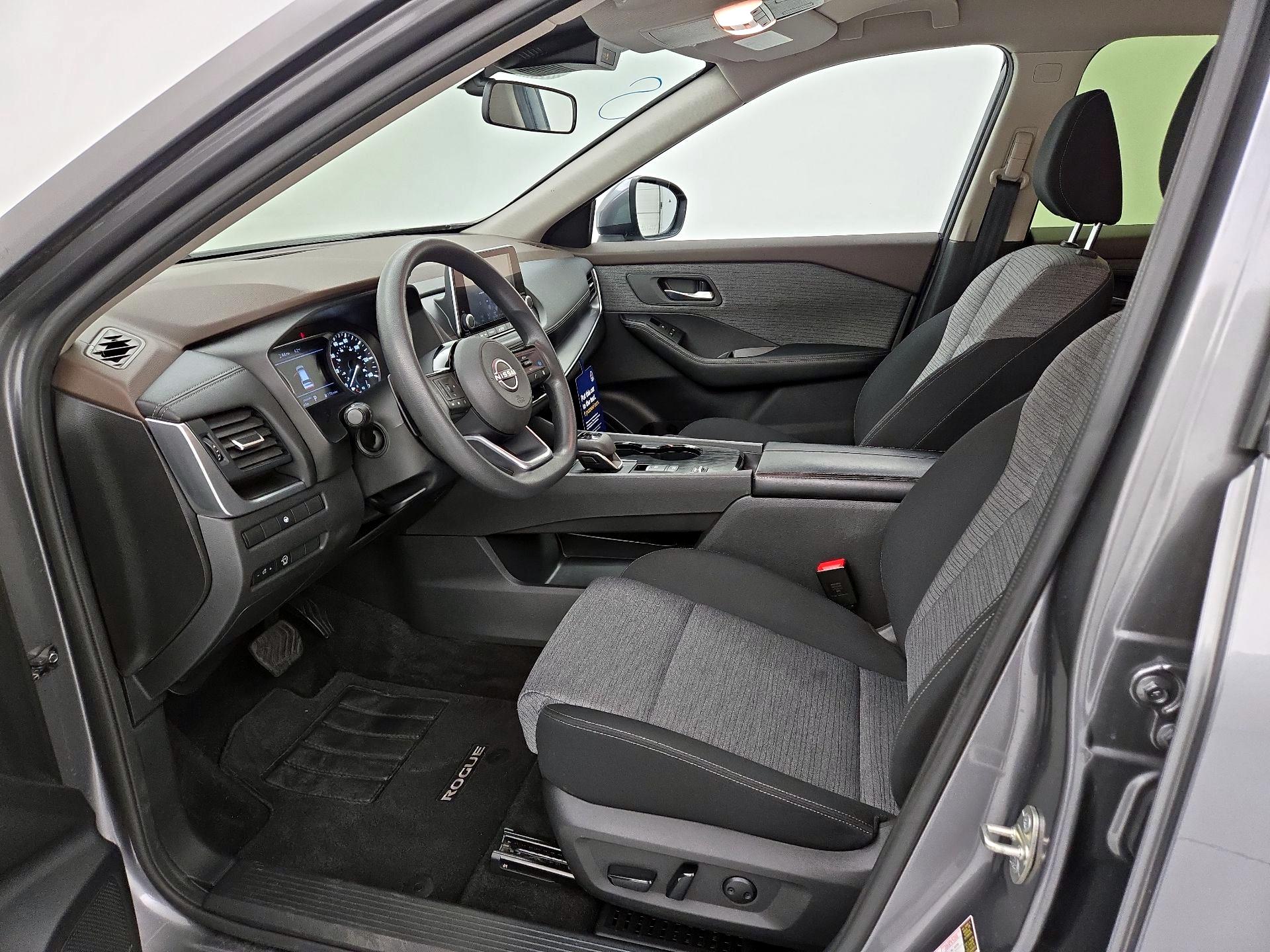 Thumbnail: 2023 Nissan Rogue - 11