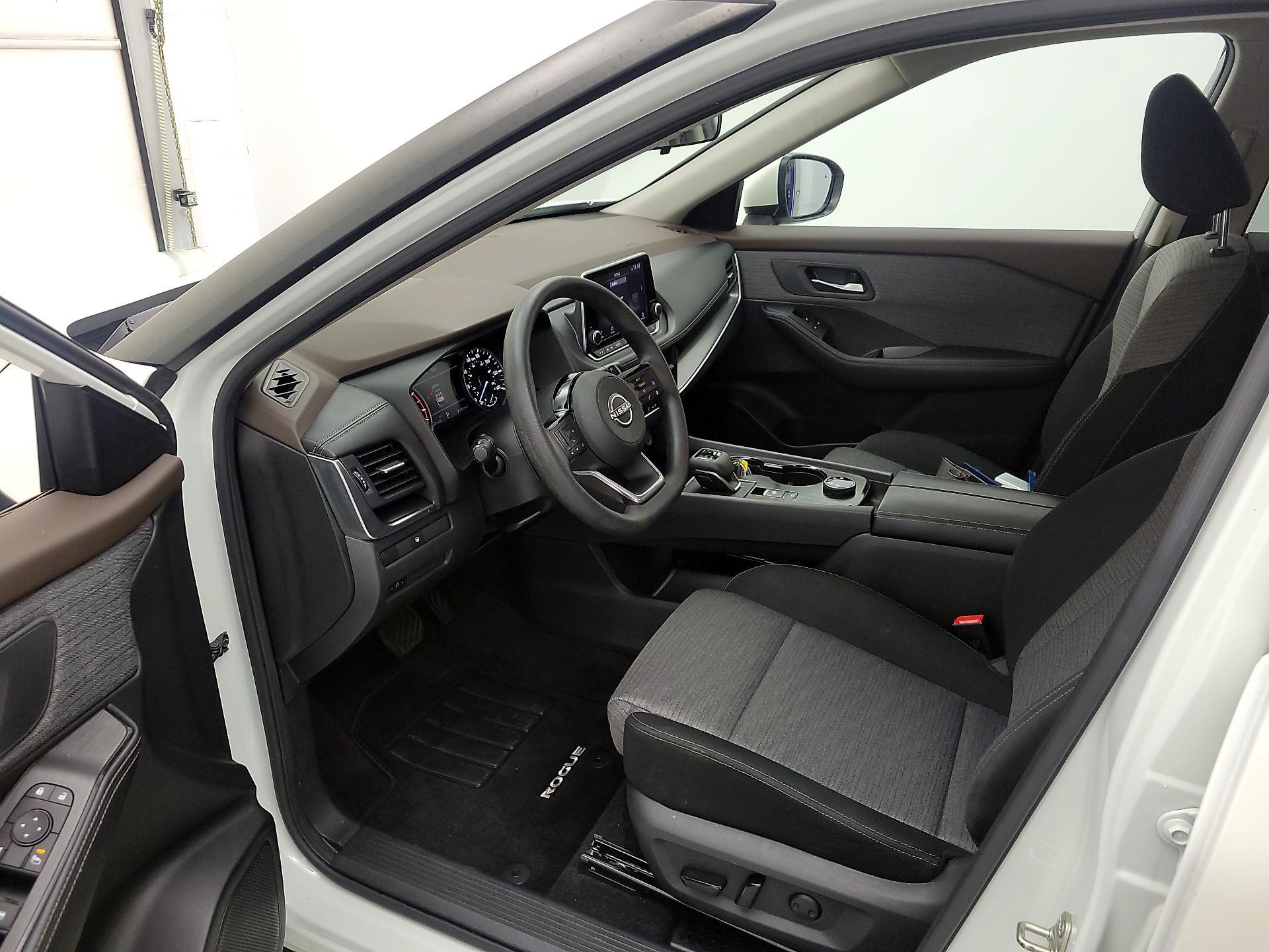 Thumbnail: 2023 Nissan Rogue - 11