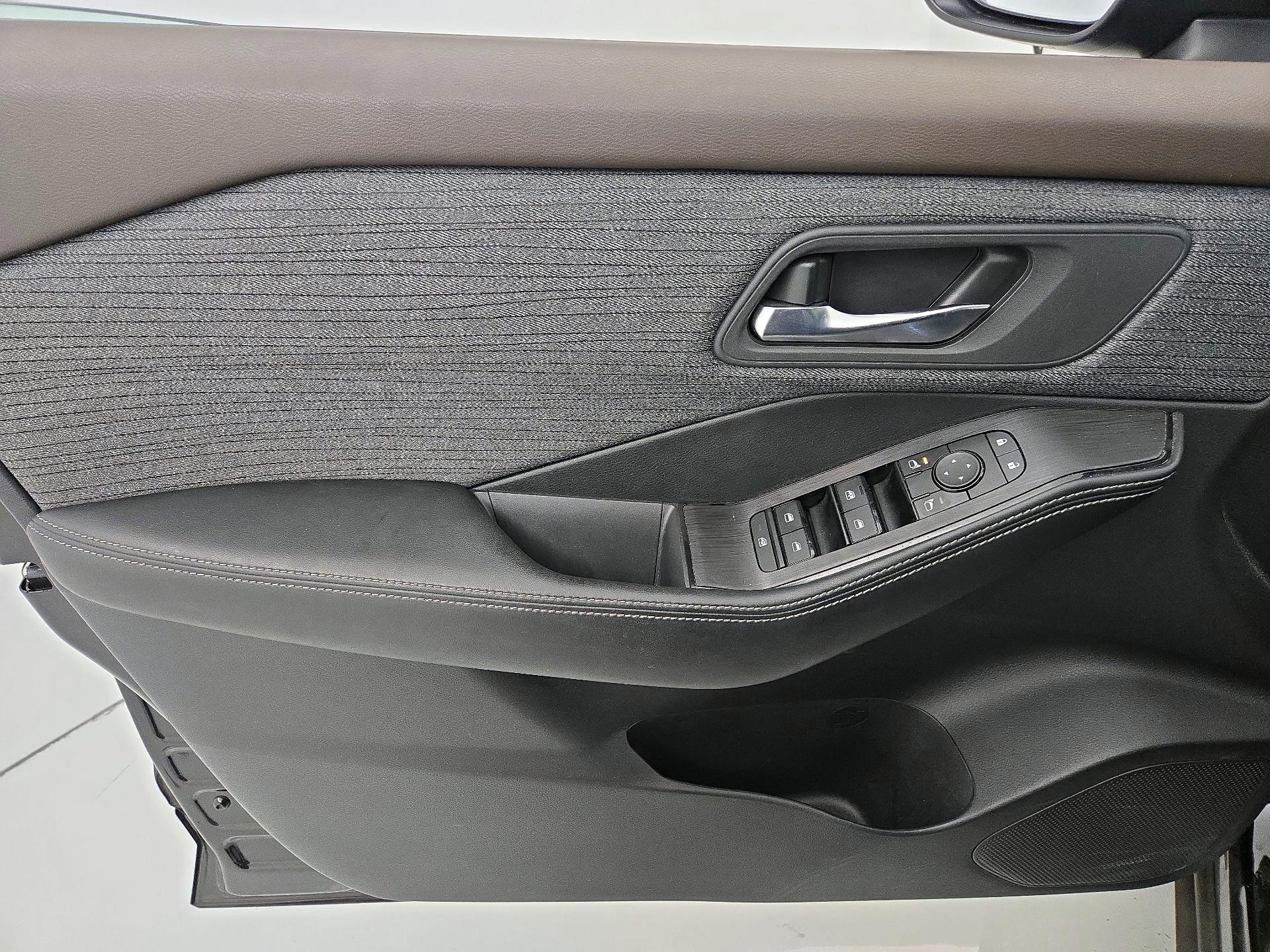 Thumbnail: 2023 Nissan Rogue - 12