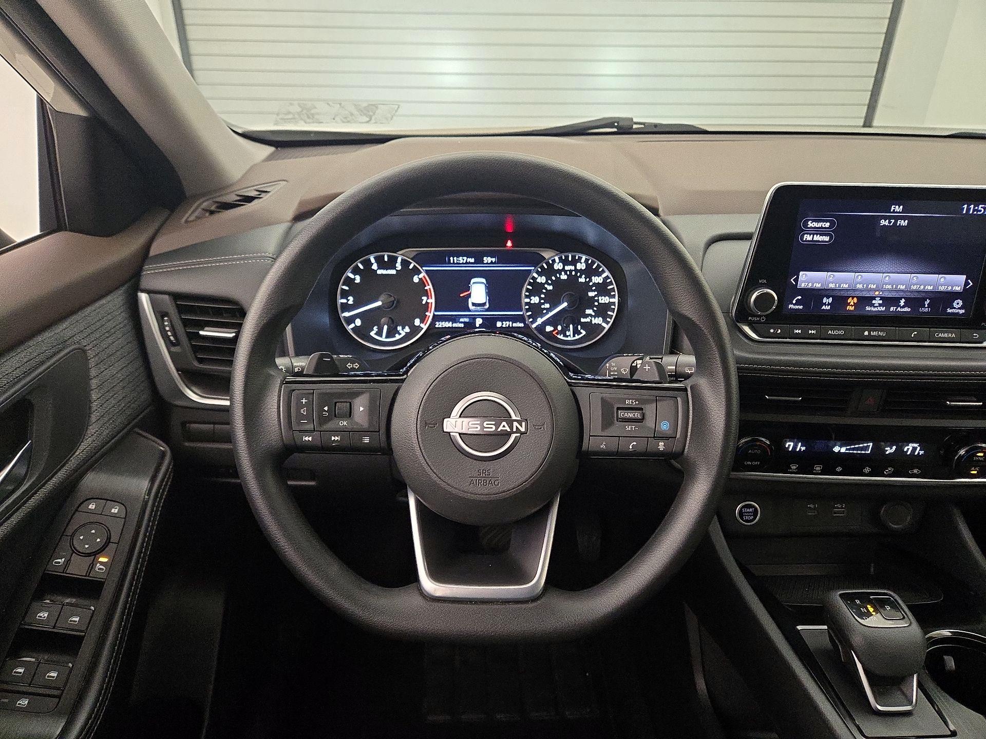 Thumbnail: 2023 Nissan Rogue - 10