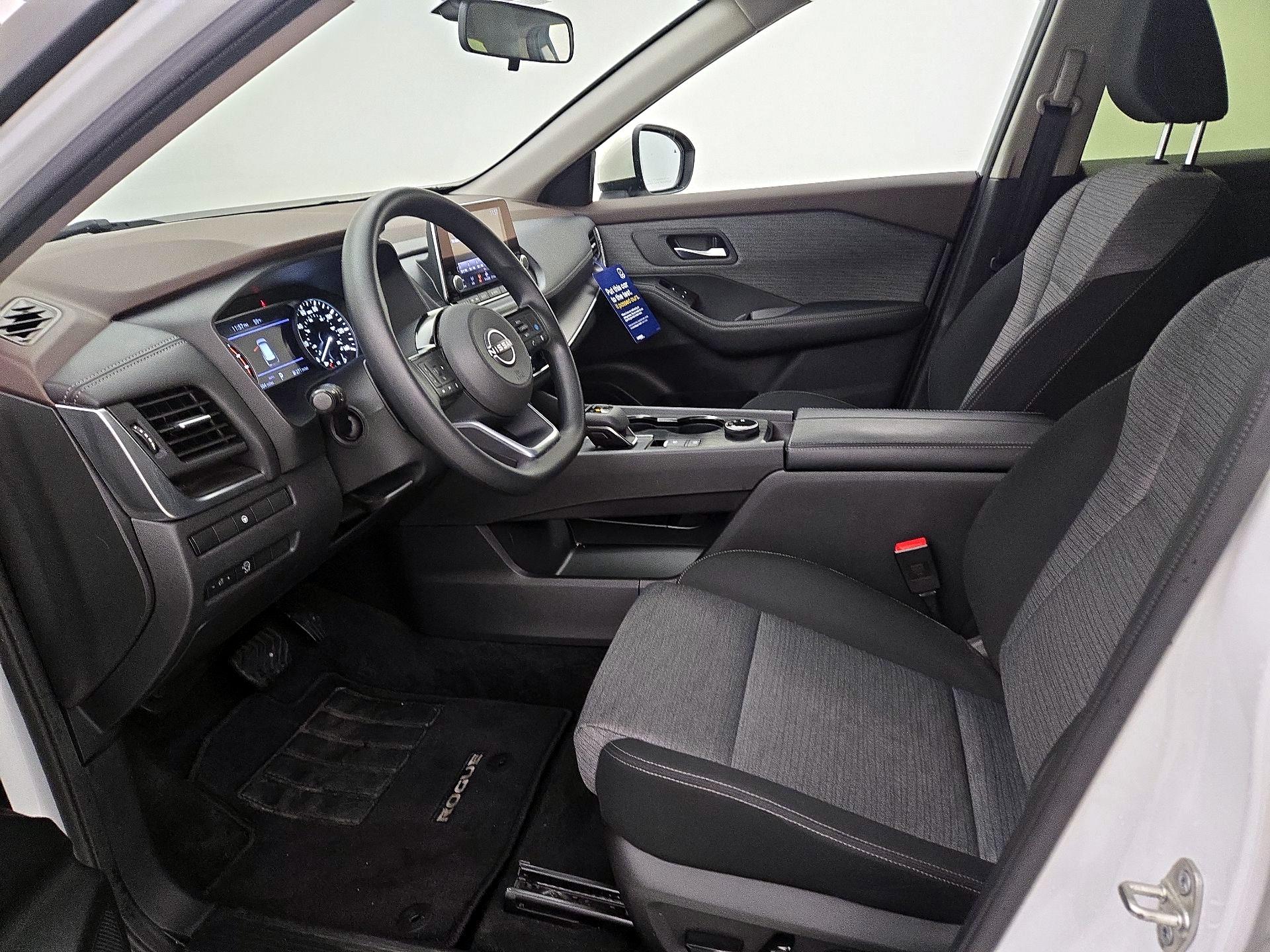 Thumbnail: 2023 Nissan Rogue - 11