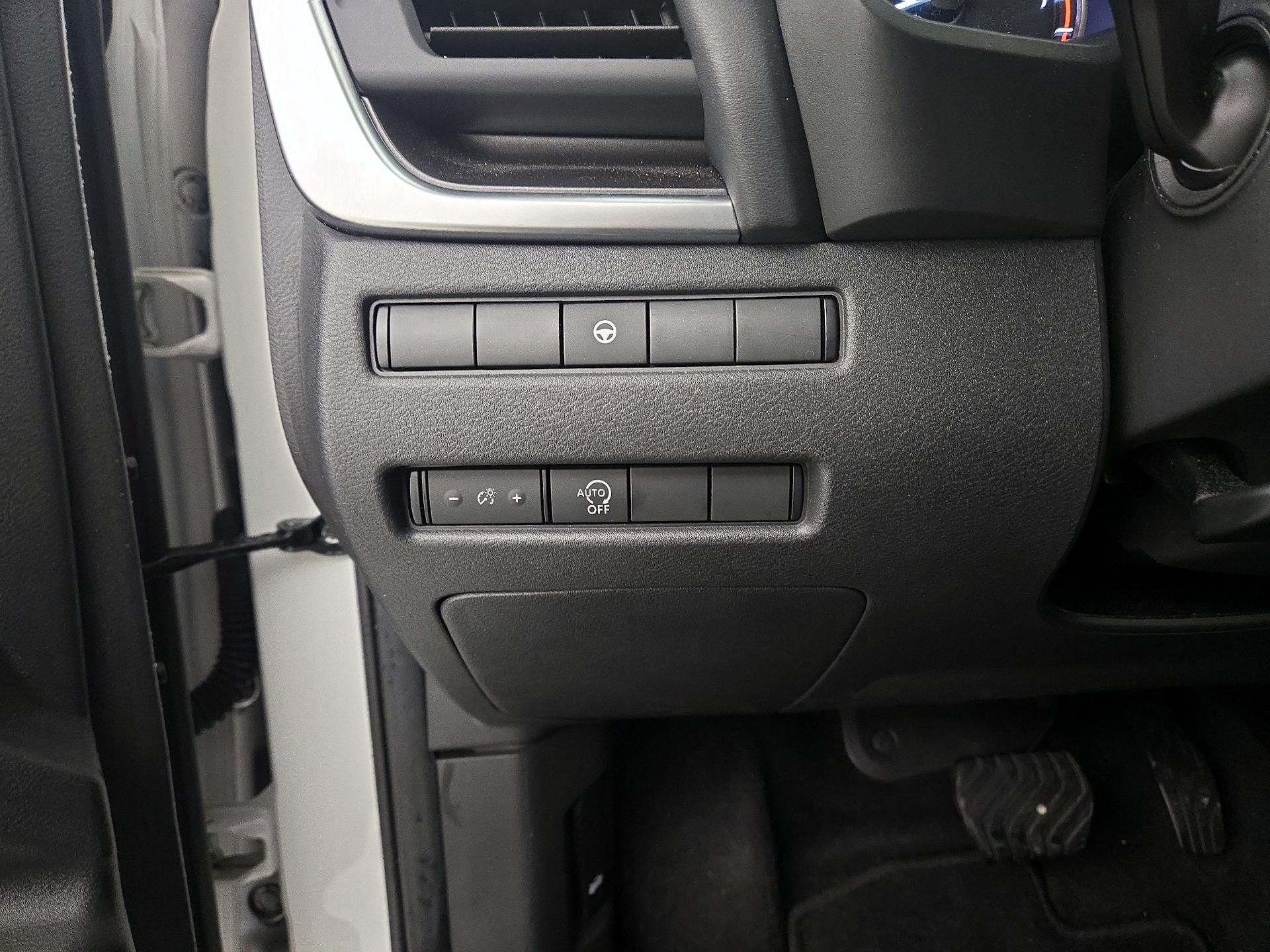 Thumbnail: 2023 Nissan Rogue - 13