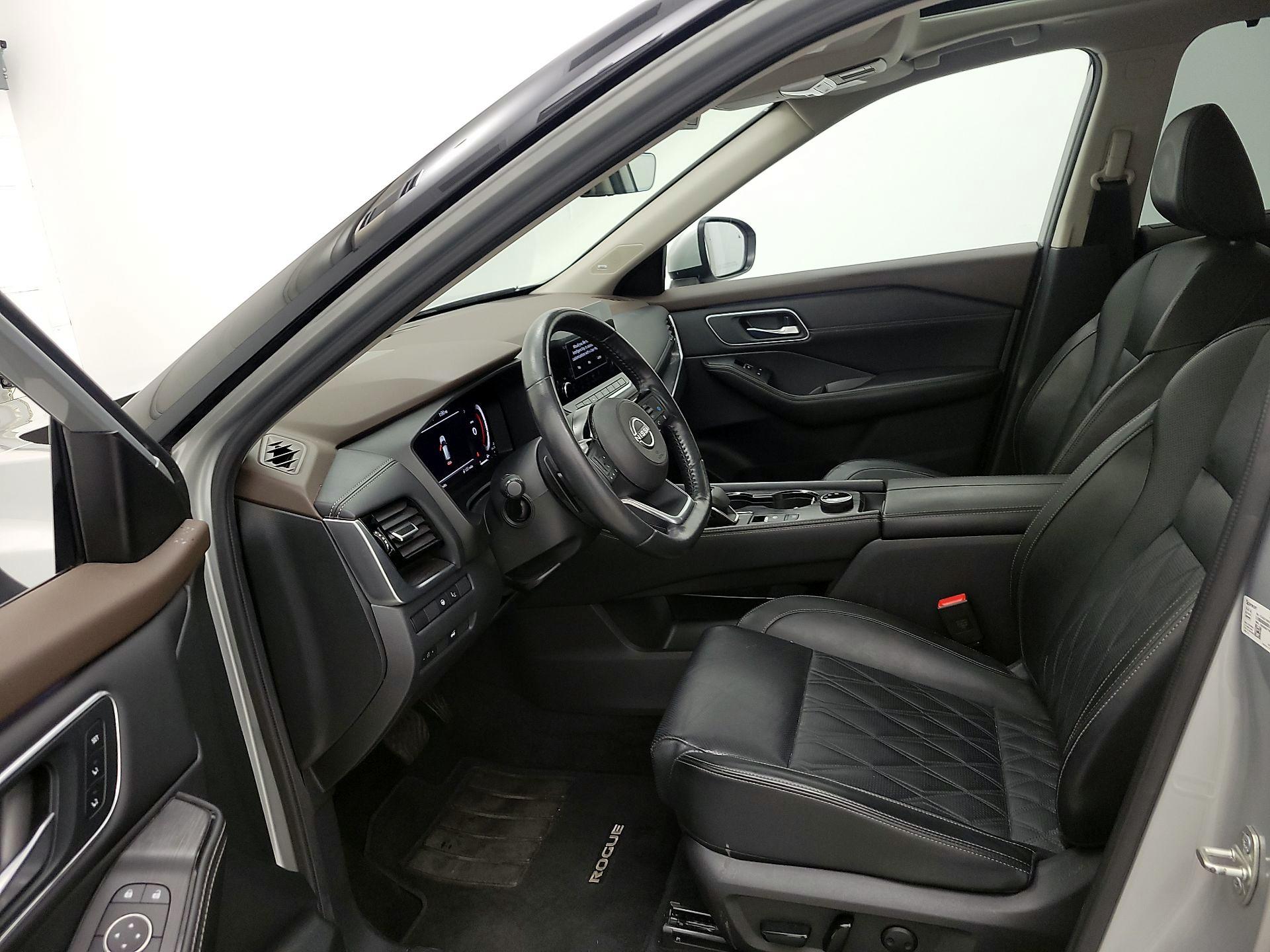 Thumbnail: 2023 Nissan Rogue - 11