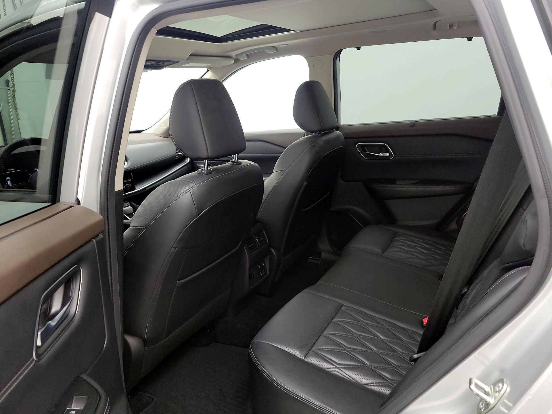 Thumbnail: 2023 Nissan Rogue - 20