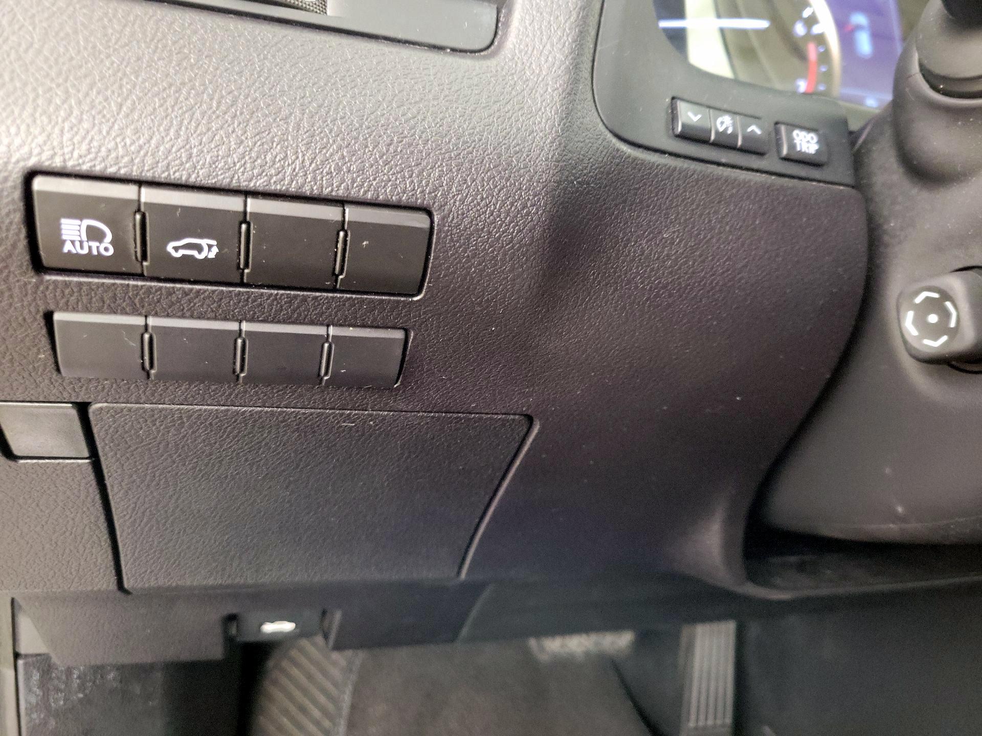 Thumbnail: 2022 Lexus RX - 13