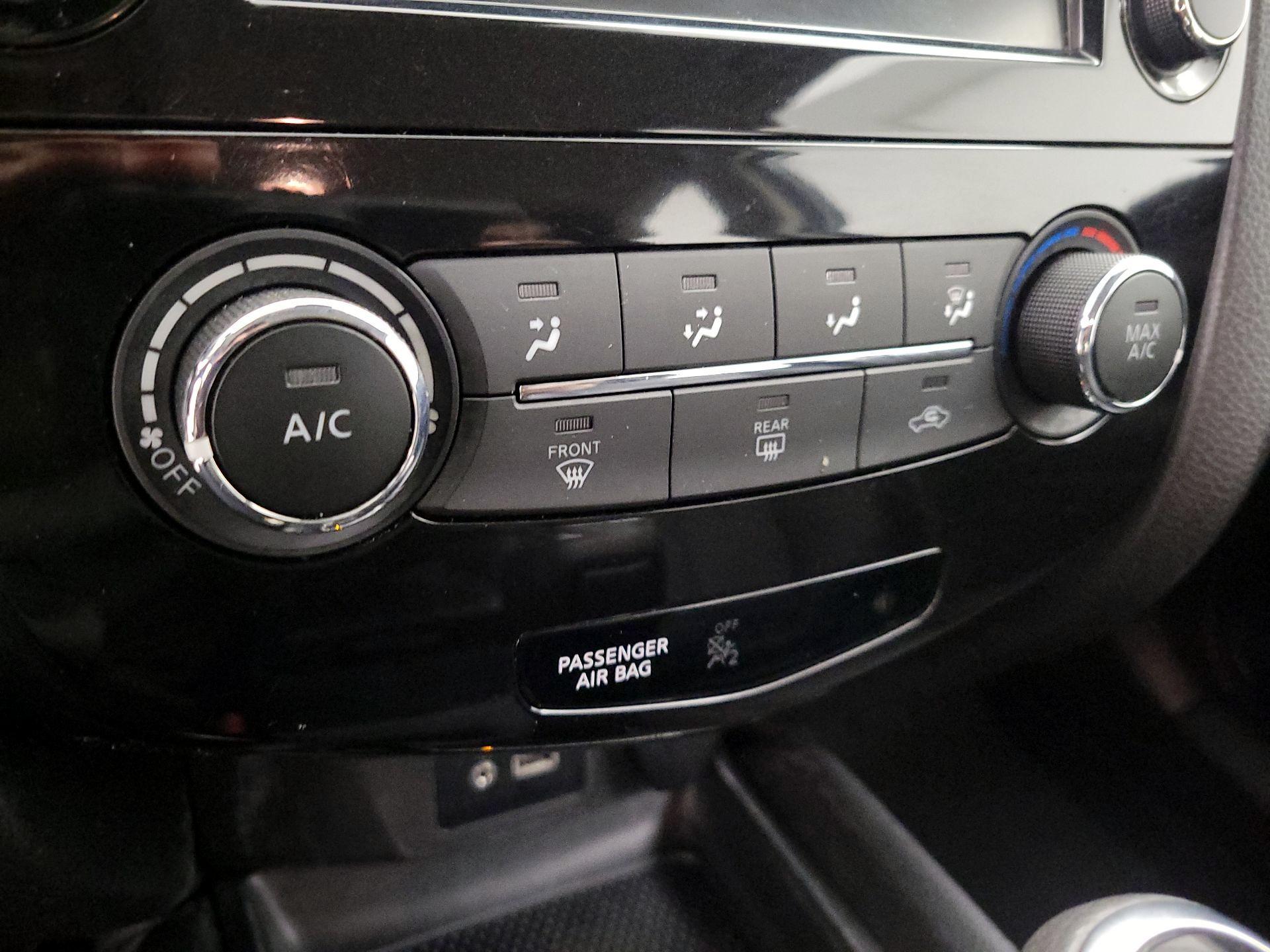 Thumbnail: 2020 Nissan Rogue Sport - 16