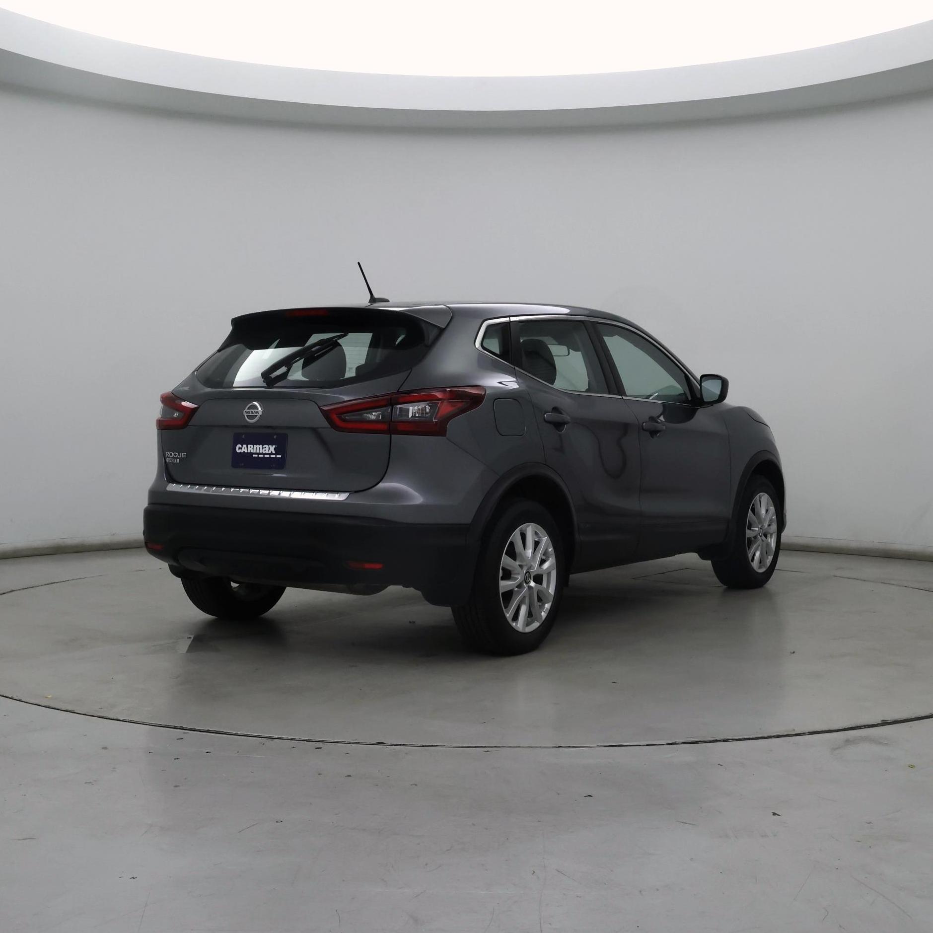 Thumbnail: 2020 Nissan Rogue Sport - 8