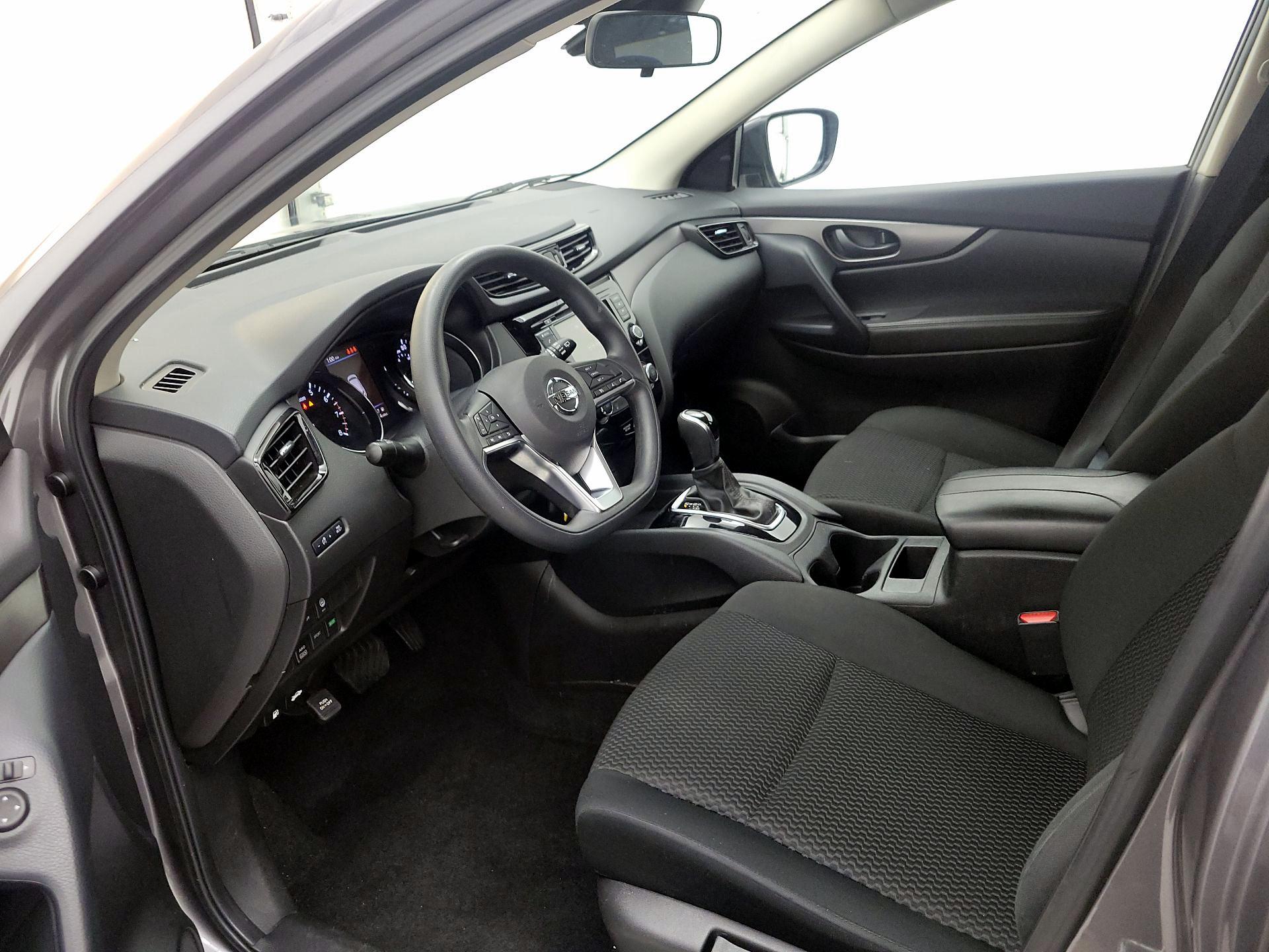 Thumbnail: 2022 Nissan Rogue Sport - 11