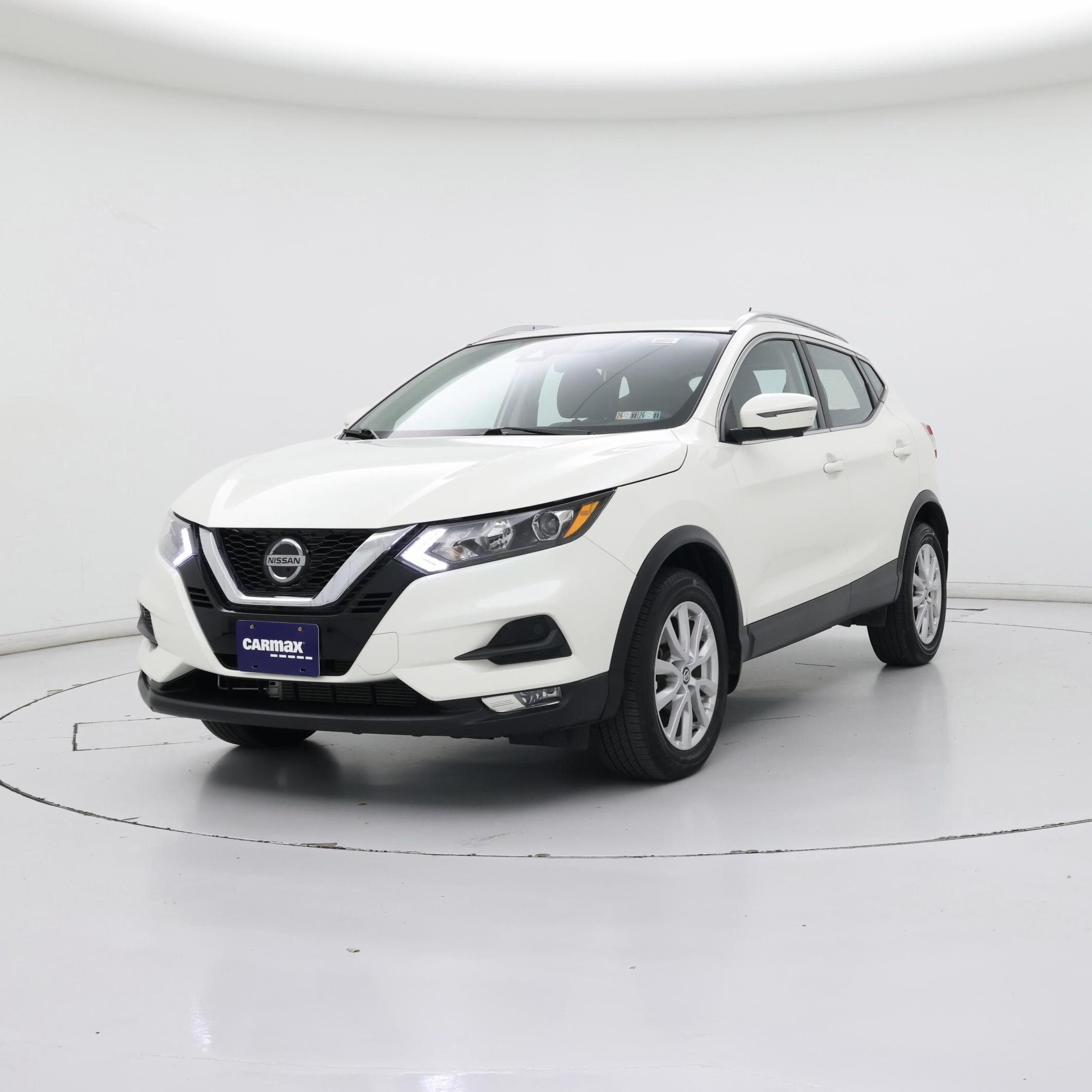 Thumbnail: 2022 Nissan Rogue Sport - 4