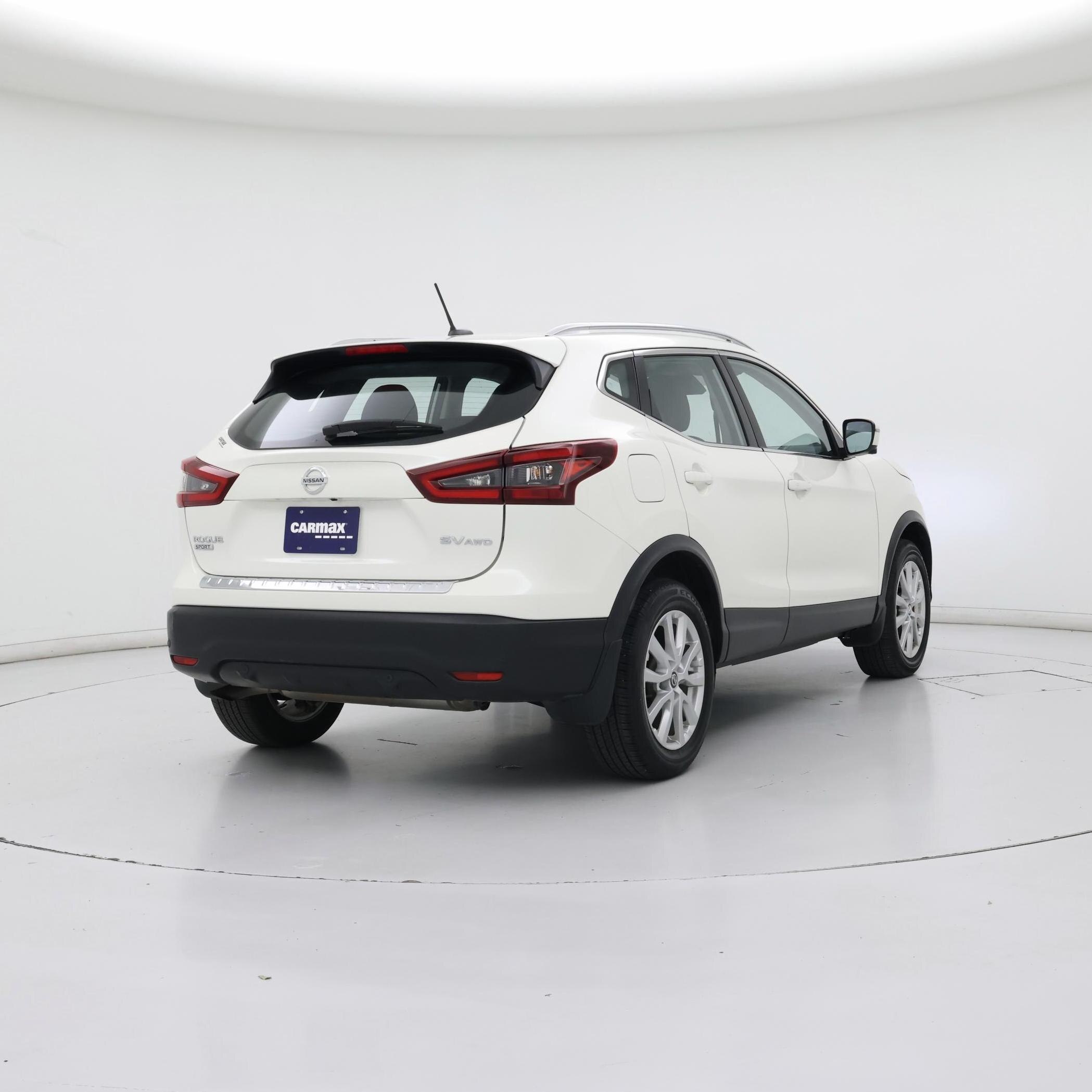 Thumbnail: 2022 Nissan Rogue Sport - 8