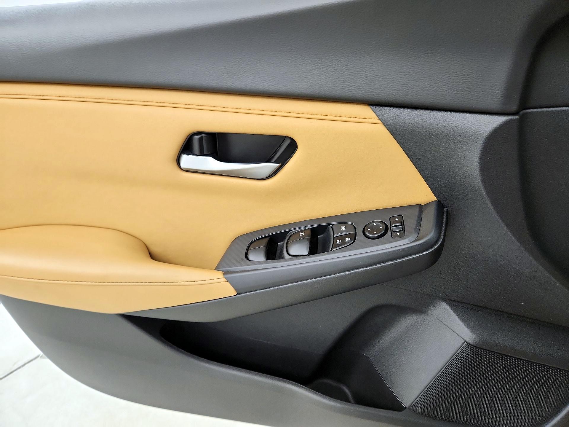 Thumbnail: 2023 Nissan Sentra - 12