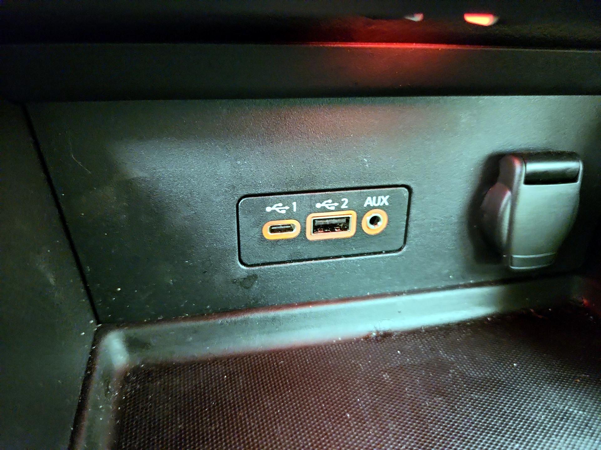 Thumbnail: 2023 Nissan Sentra - 18