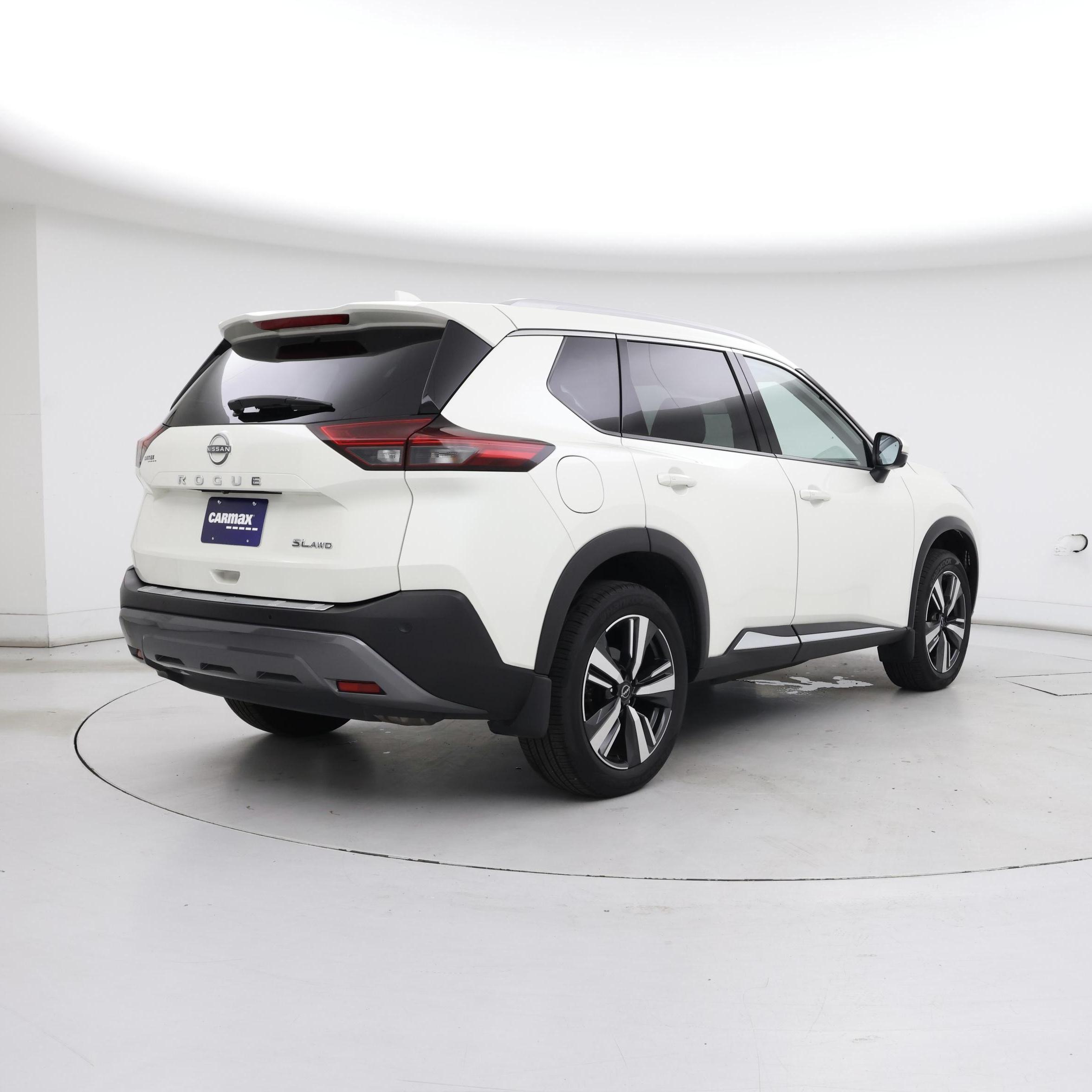 Thumbnail: 2023 Nissan Rogue - 8