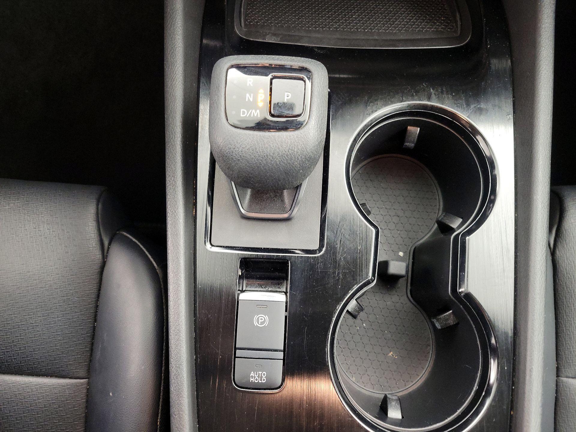 Thumbnail: 2022 Nissan Rogue - 17