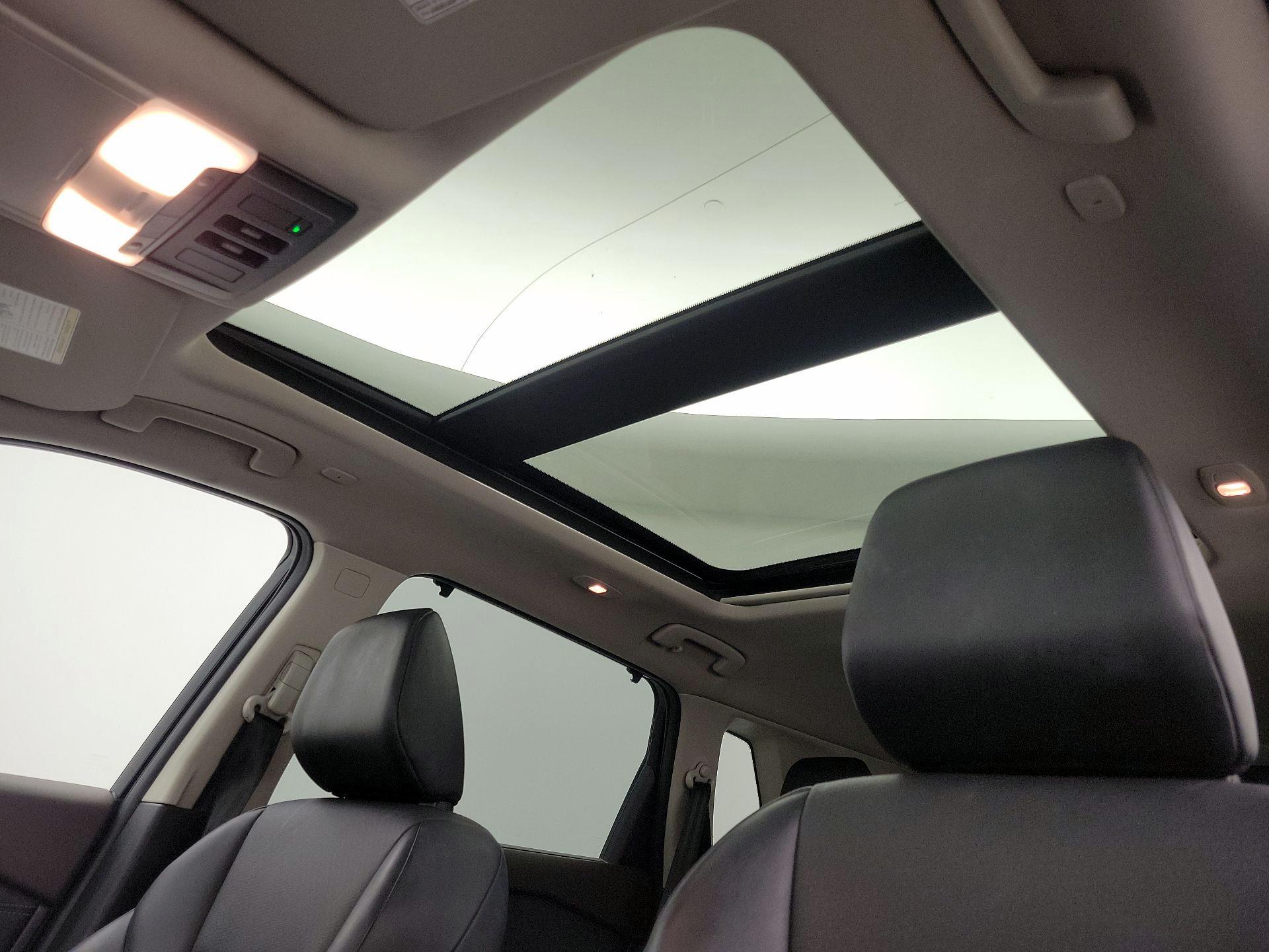 Thumbnail: 2022 Nissan Rogue - 19