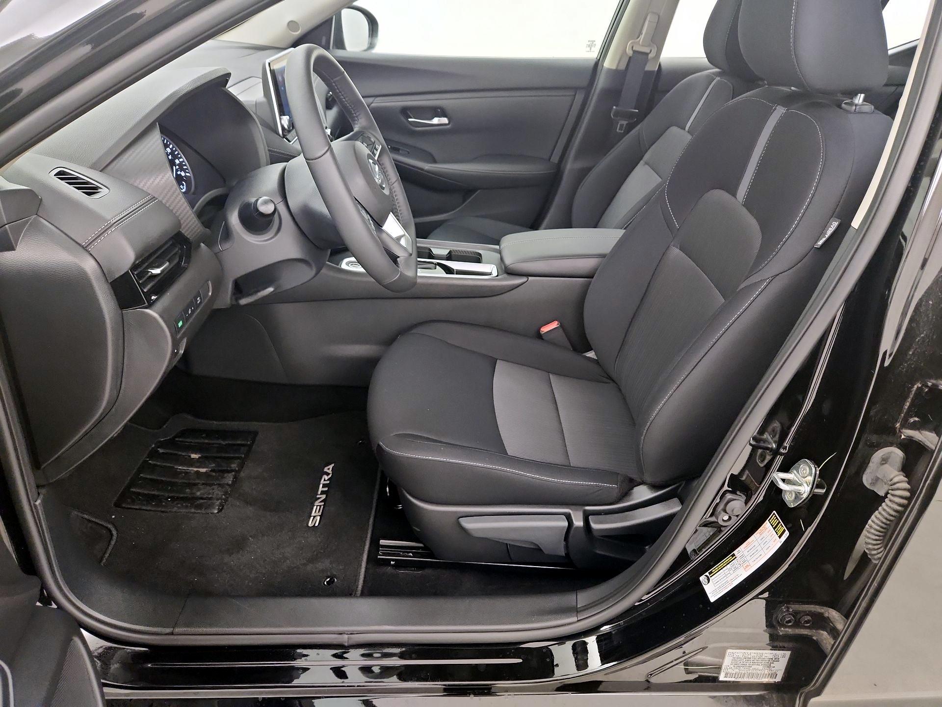 Thumbnail: 2023 Nissan Sentra - 11
