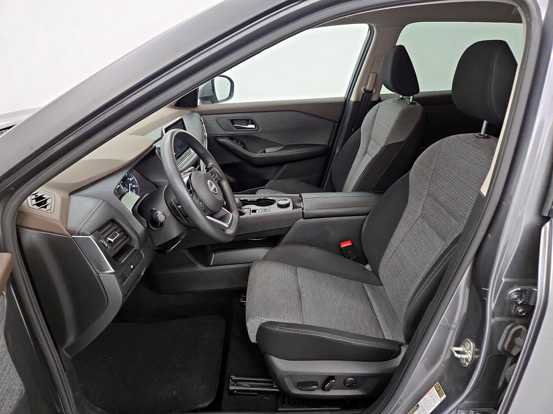 Thumbnail: 2023 Nissan Rogue - 11