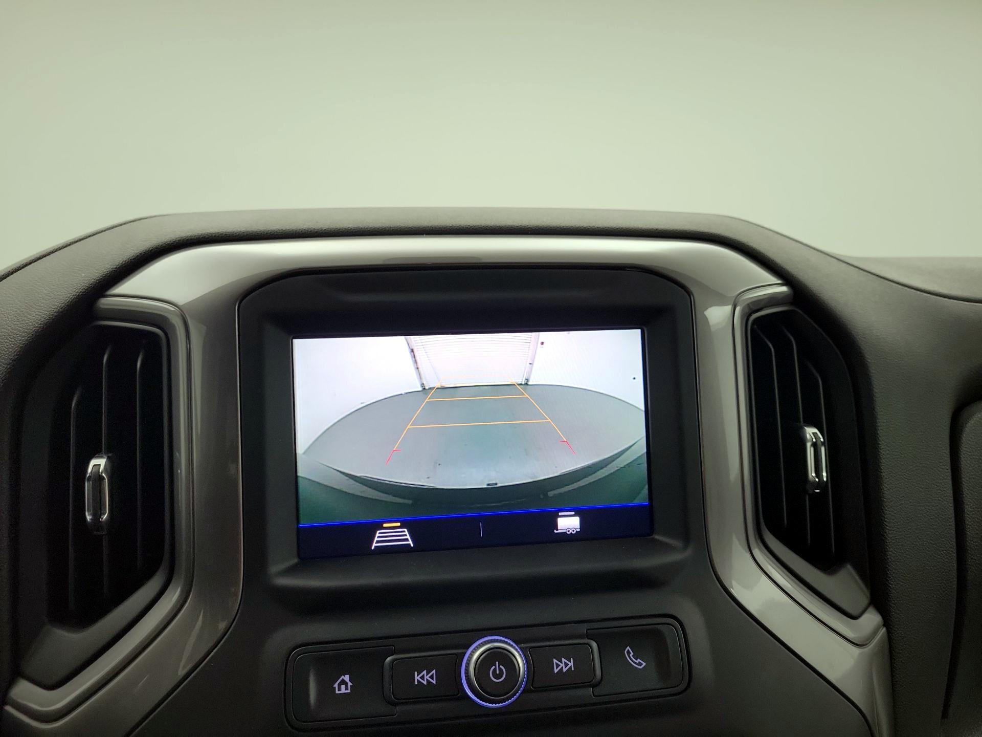 Thumbnail: 2022 Chevrolet Silverado 1500 - 12