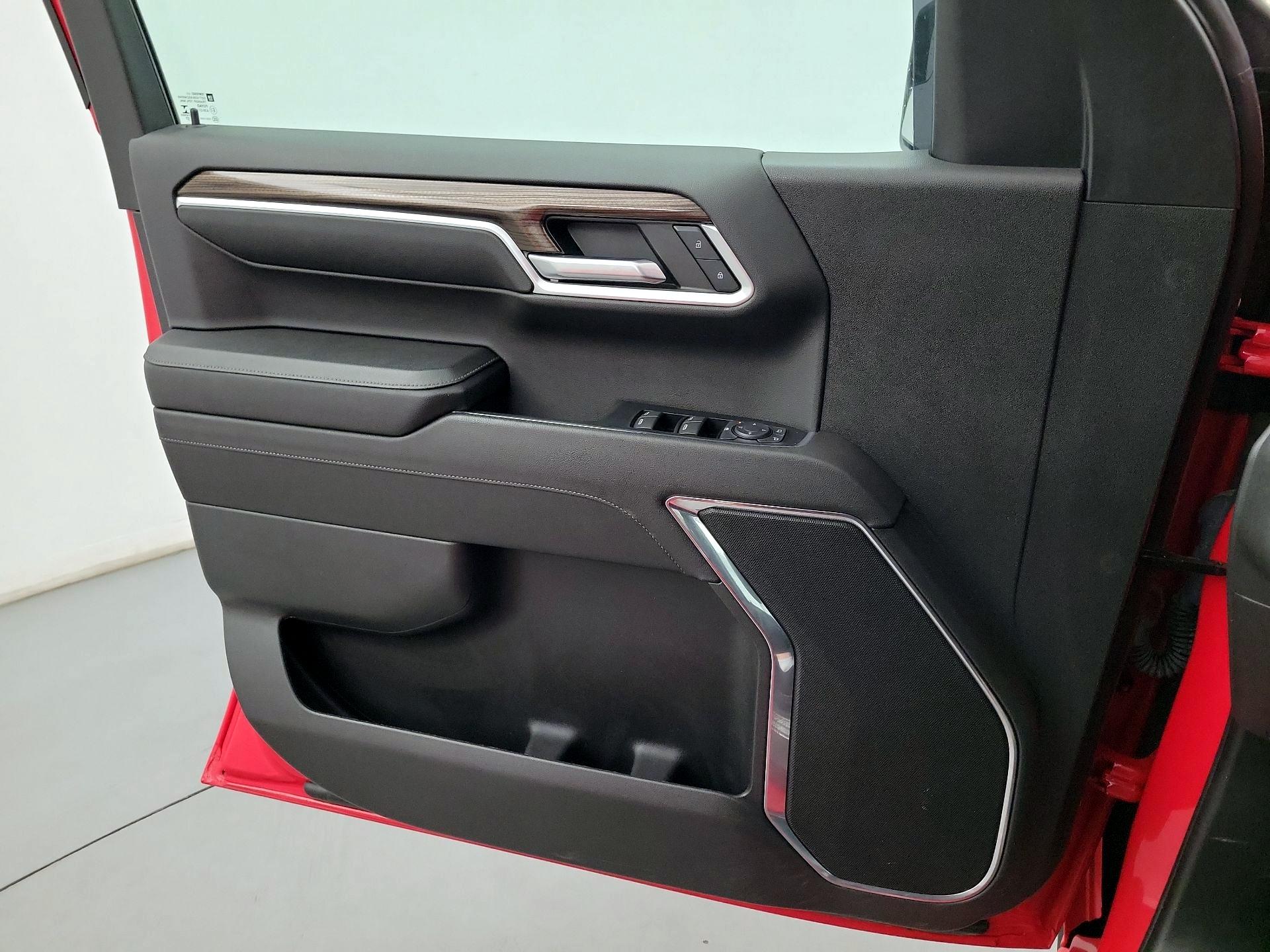 Thumbnail: 2023 Chevrolet Silverado 1500 - 10