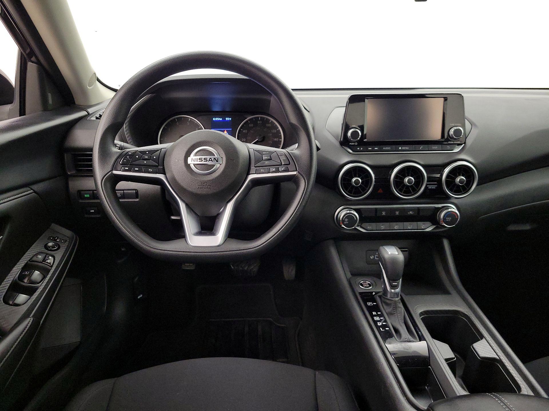 Thumbnail: 2023 Nissan Sentra - 10