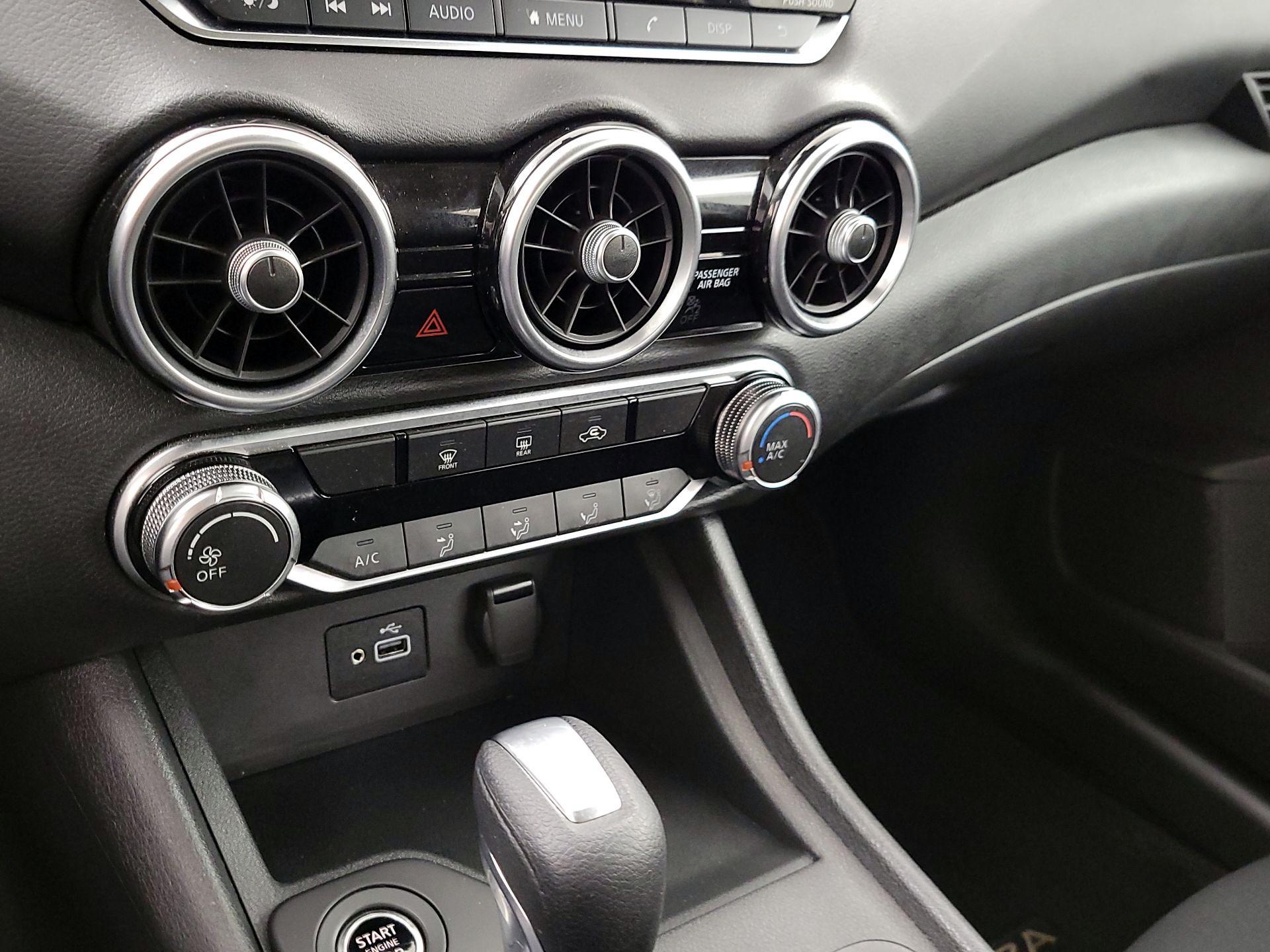 Thumbnail: 2023 Nissan Sentra - 16