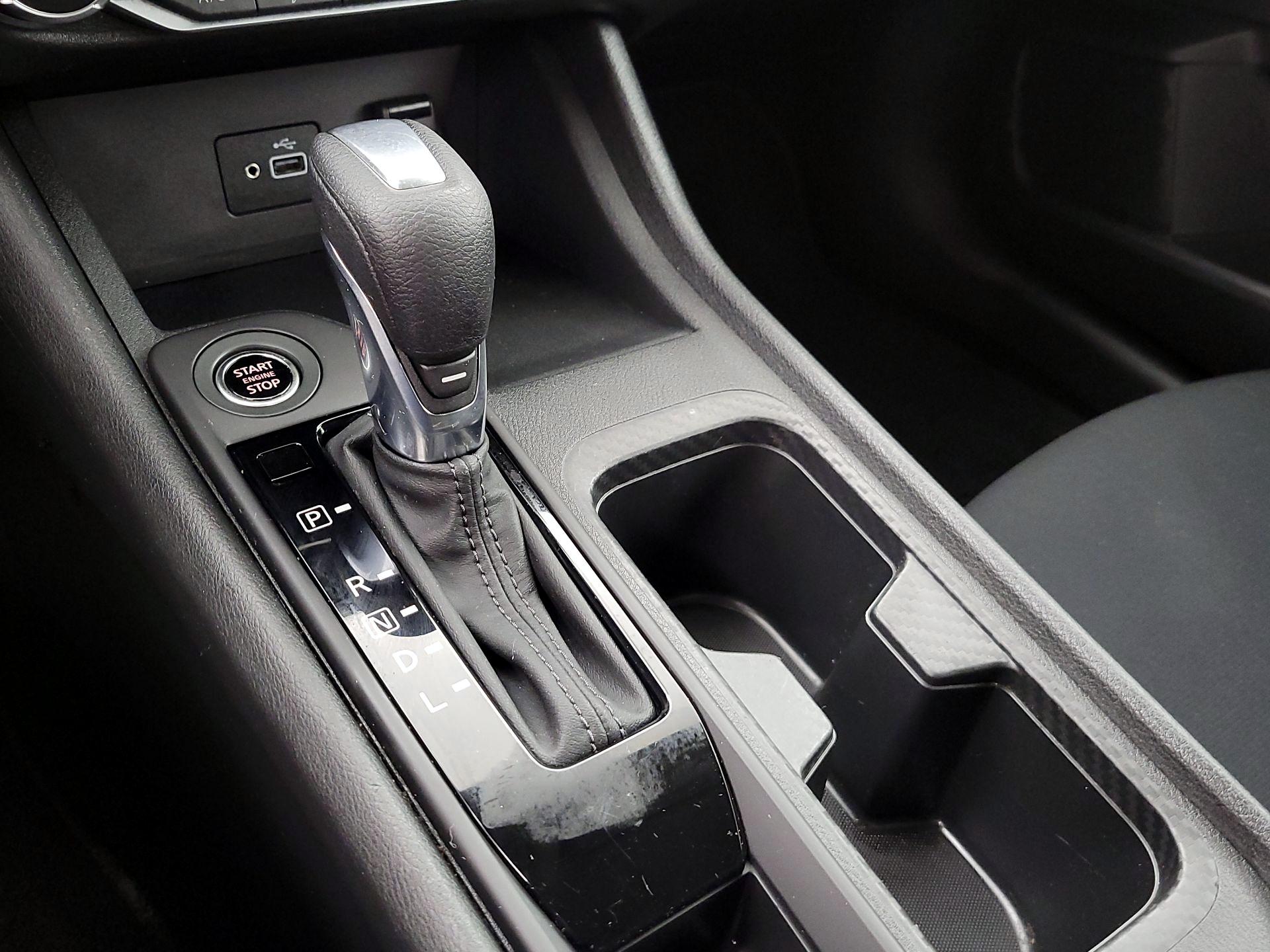 Thumbnail: 2023 Nissan Sentra - 17