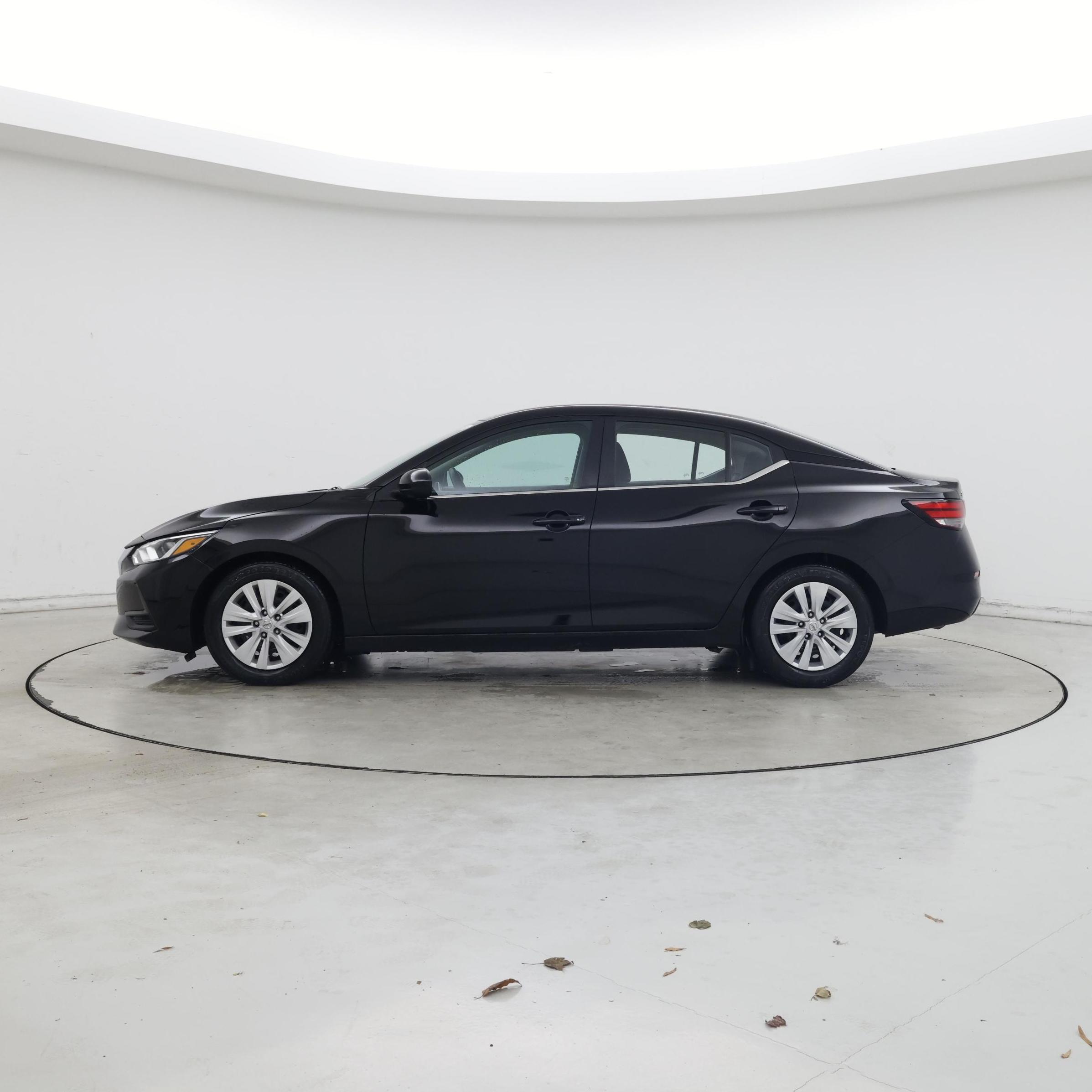 Thumbnail: 2023 Nissan Sentra - 3