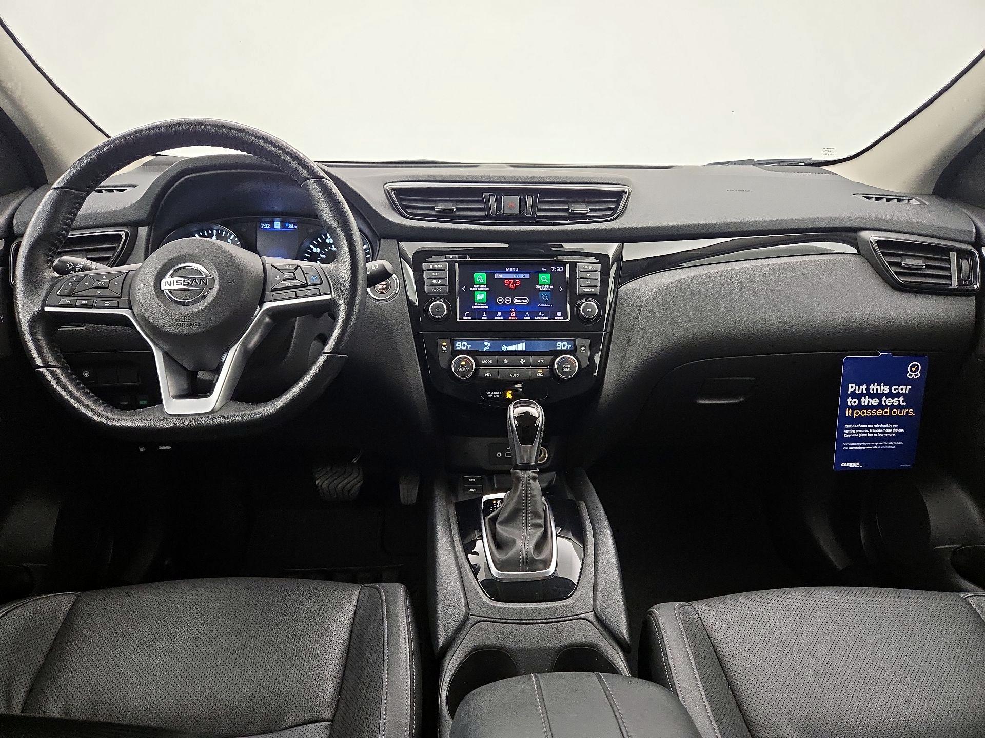 Thumbnail: 2021 Nissan Rogue Sport - 9