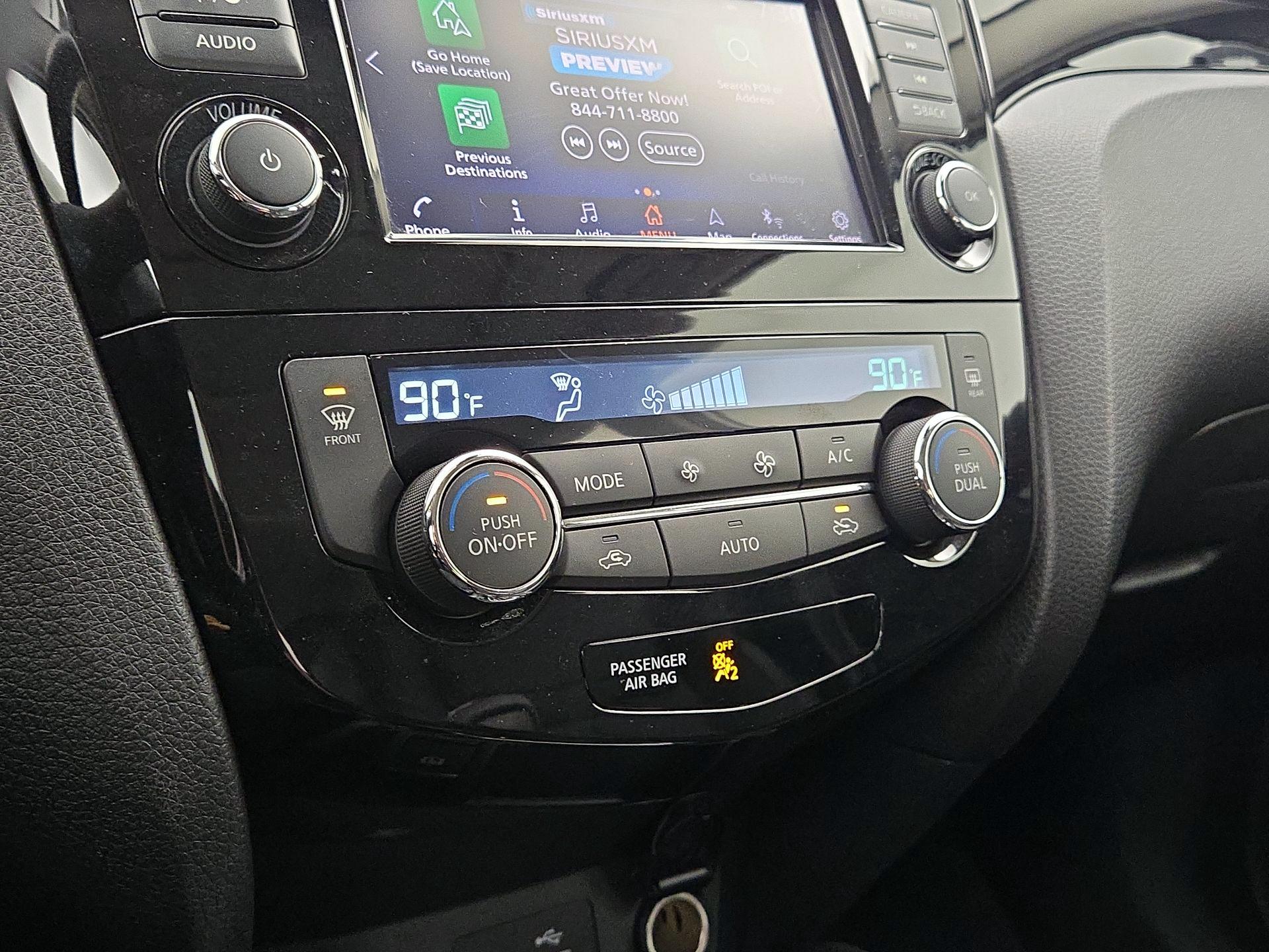 Thumbnail: 2021 Nissan Rogue Sport - 17