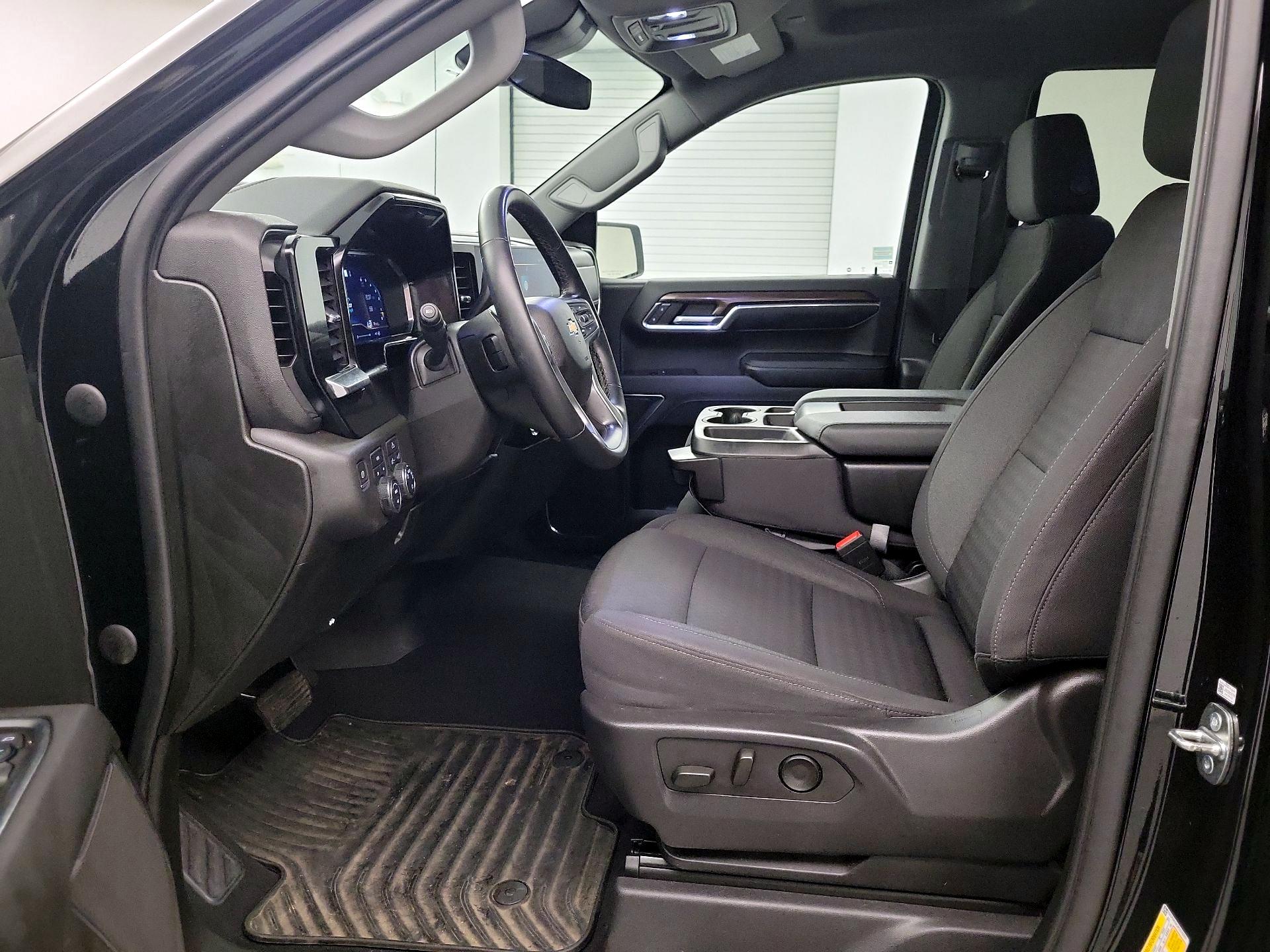 Thumbnail: 2023 Chevrolet Silverado 1500 - 9