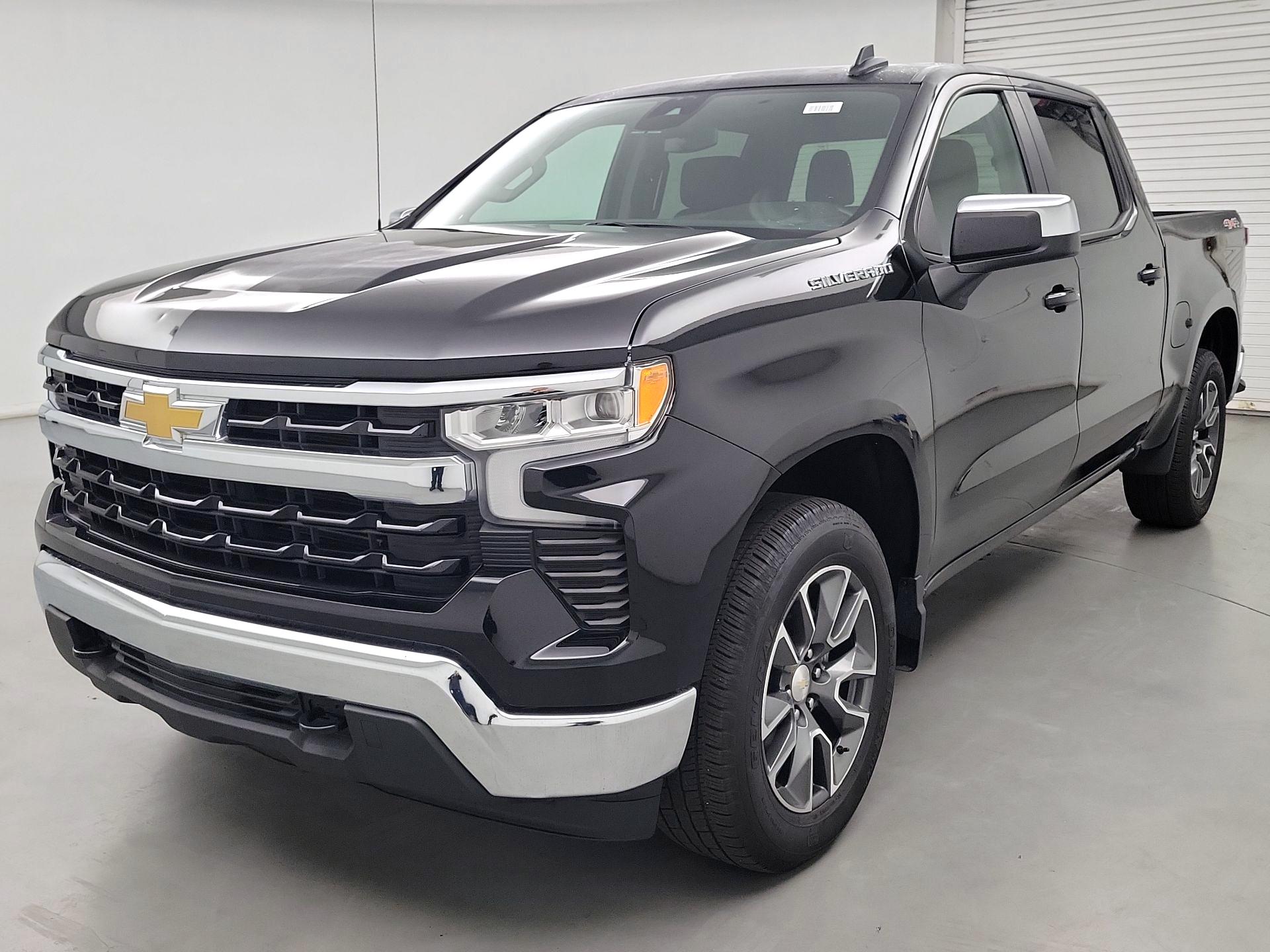 Thumbnail: 2023 Chevrolet Silverado 1500 - 3