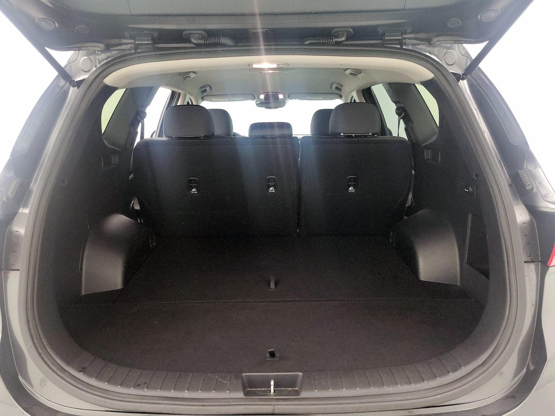 Thumbnail: 2023 Hyundai Santa Fe - 20