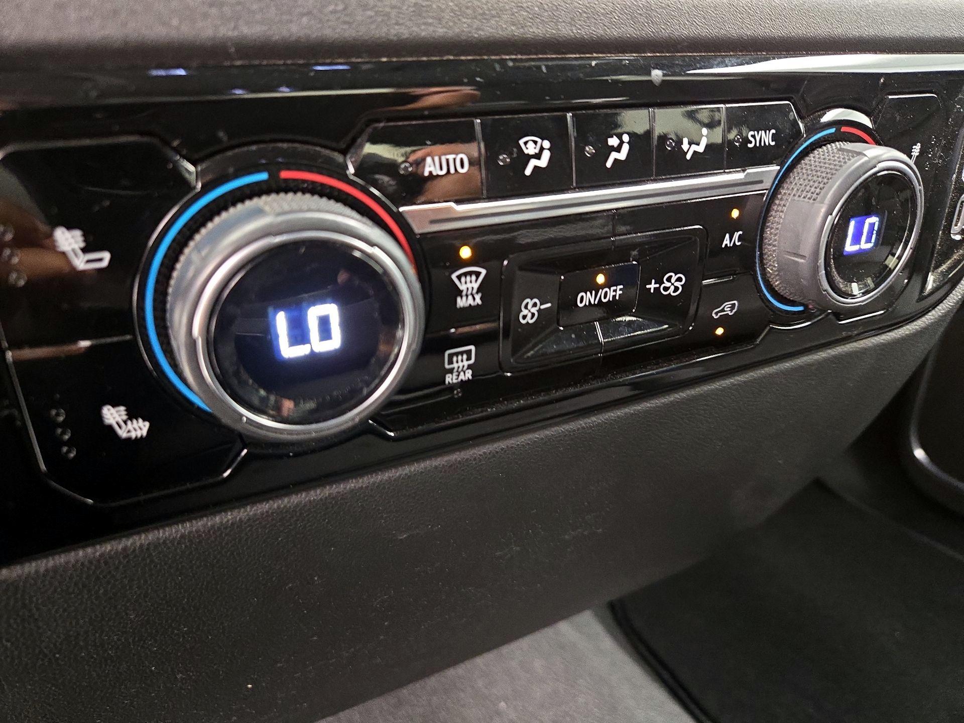 Thumbnail: 2023 Chevrolet Silverado 1500 - 14