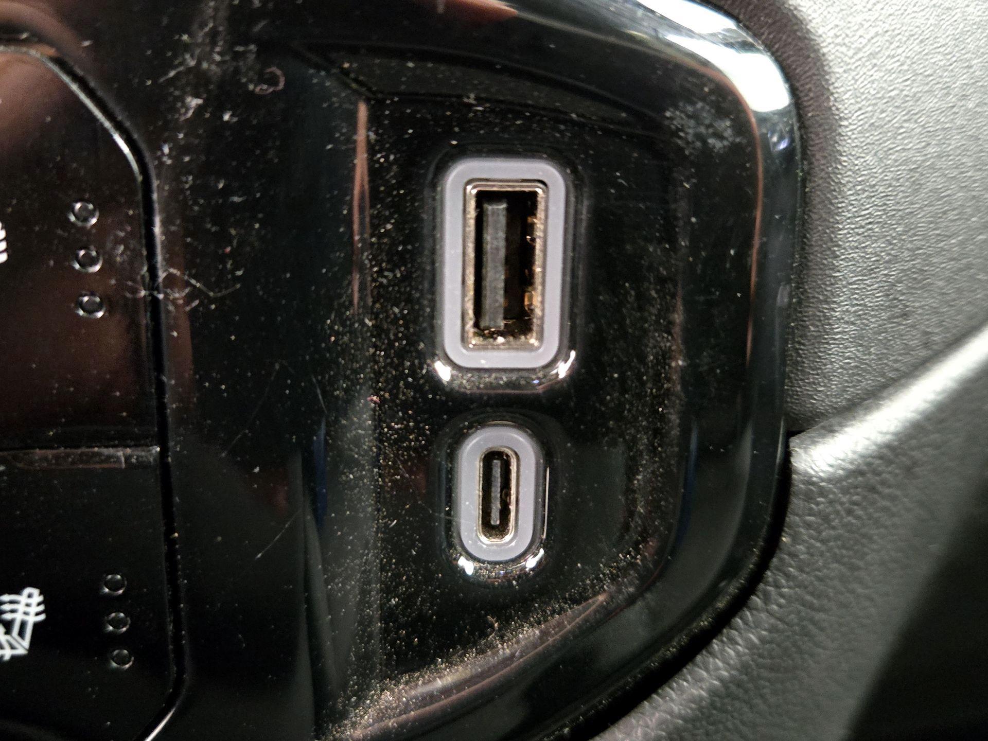 Thumbnail: 2023 Chevrolet Silverado 1500 - 16