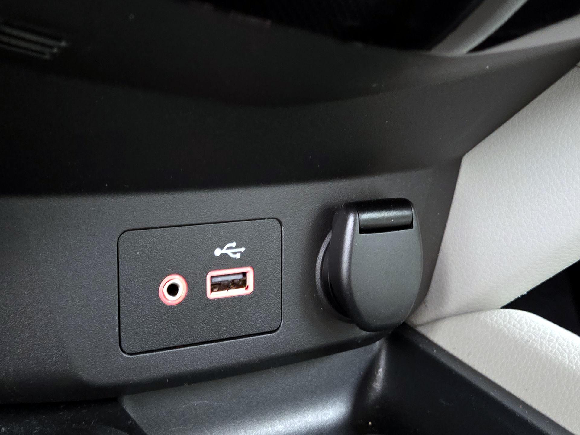 Thumbnail: 2022 Nissan Rogue Sport - 18