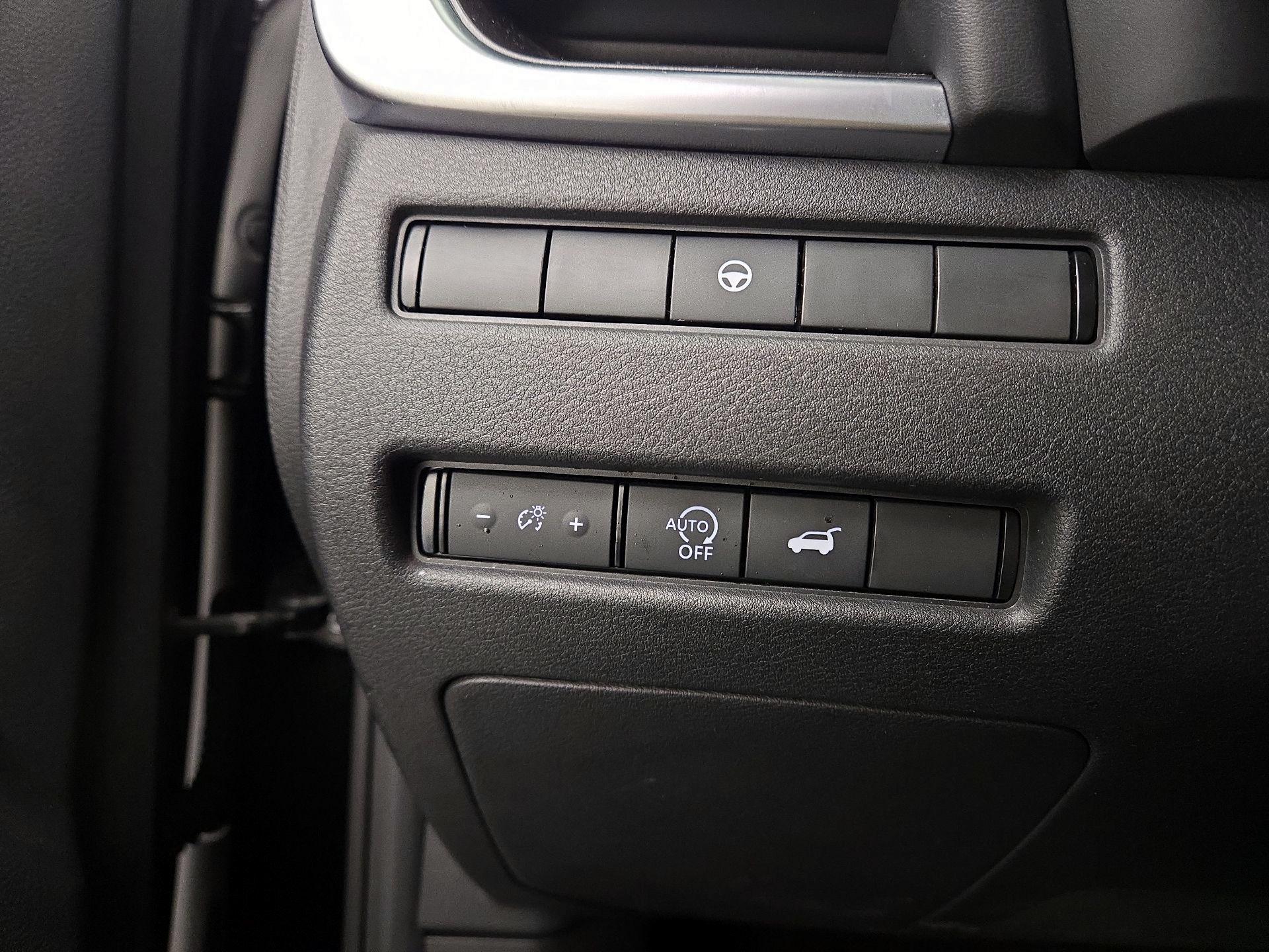 Thumbnail: 2023 Nissan Rogue - 13