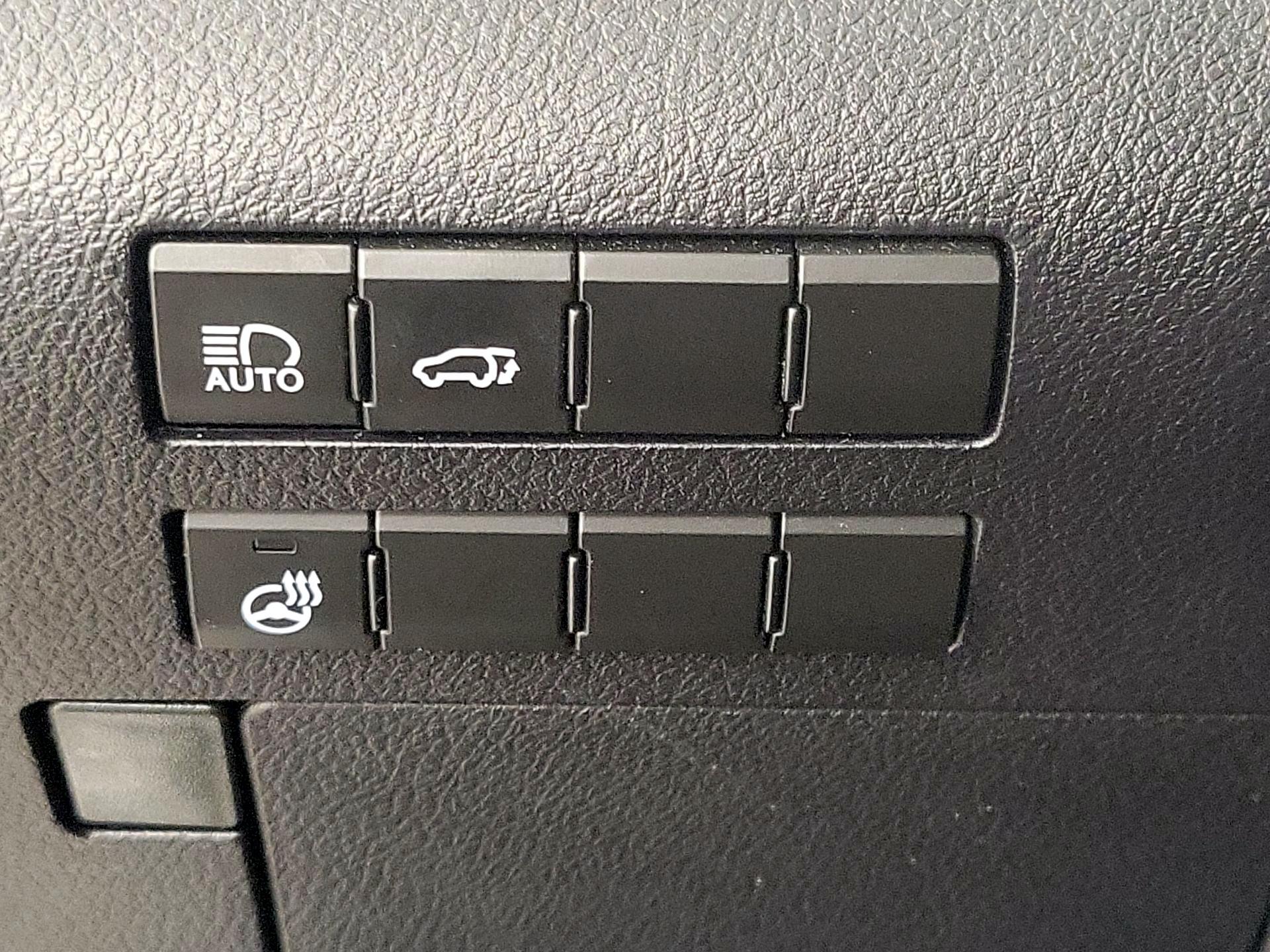 Thumbnail: 2022 Lexus RX - 13