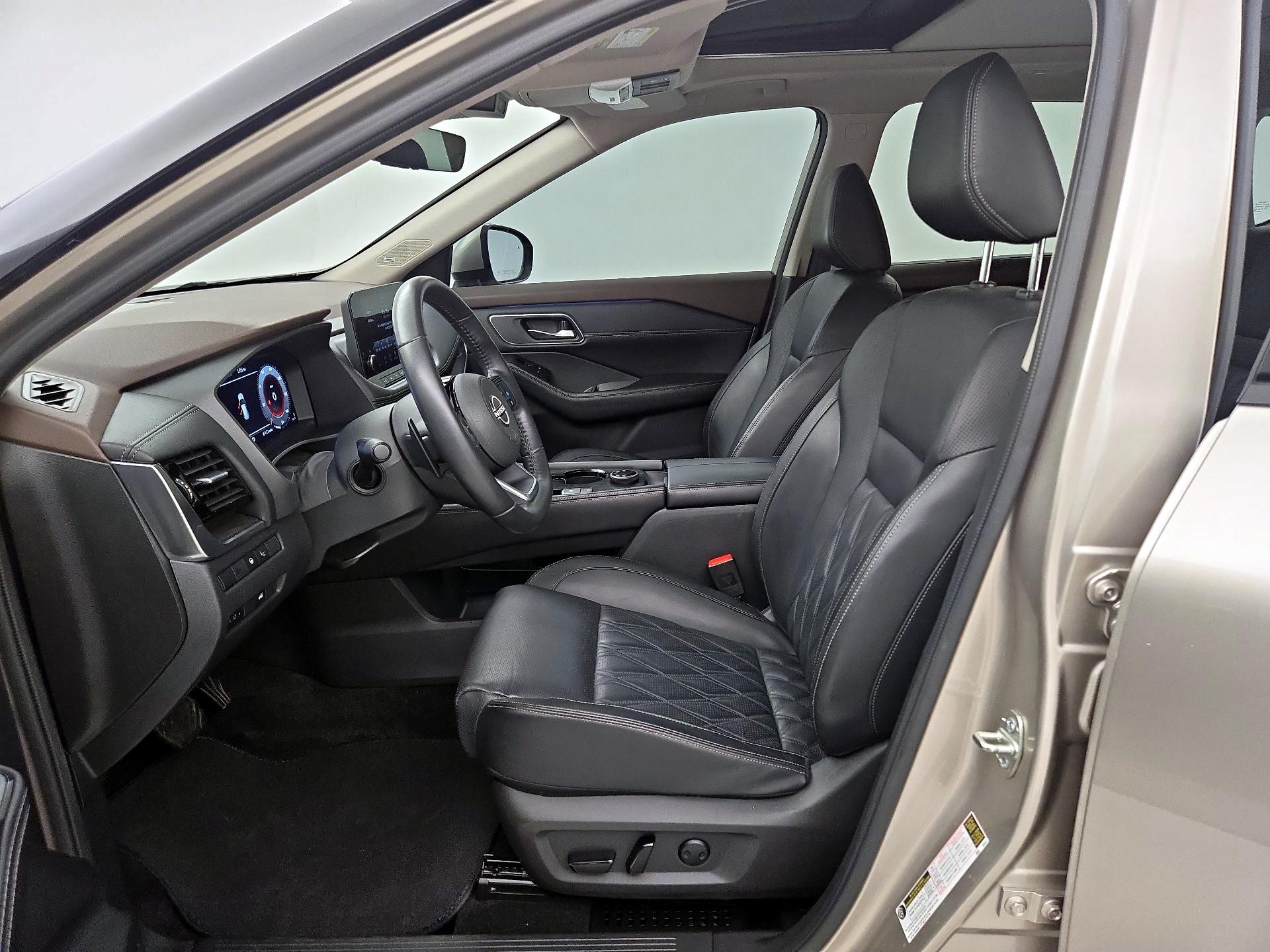 Thumbnail: 2023 Nissan Rogue - 11