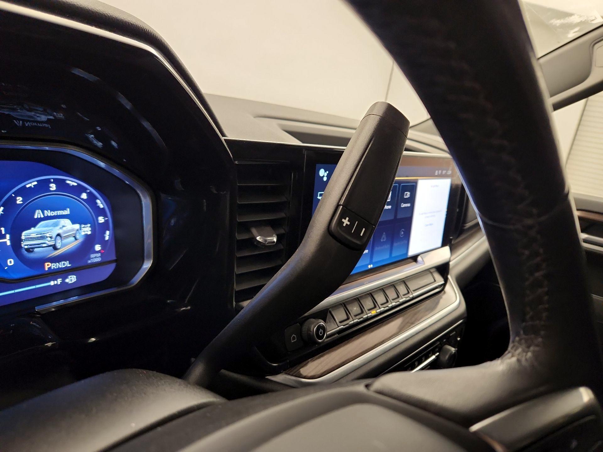 Thumbnail: 2022 Chevrolet Silverado 1500 - 17