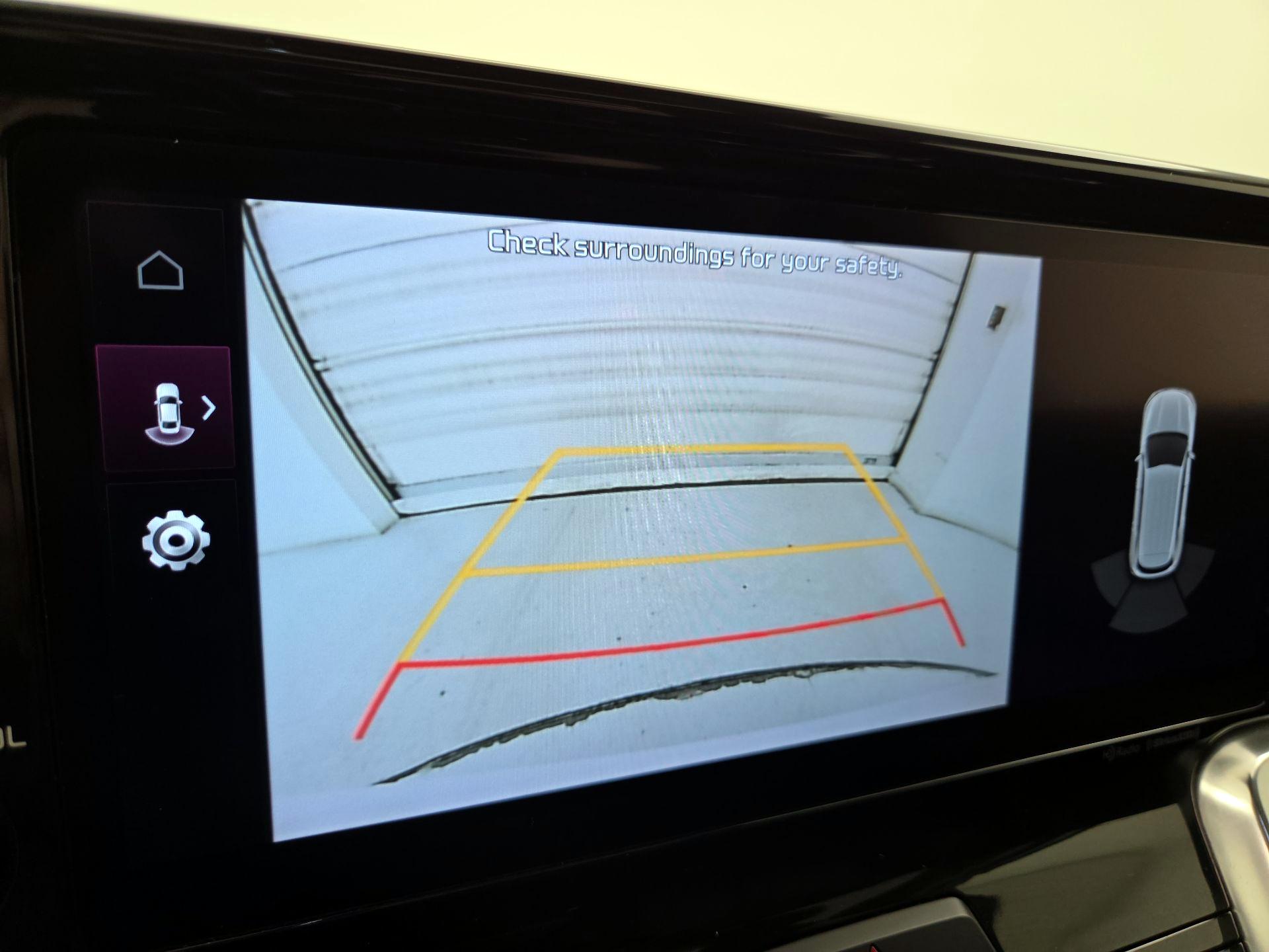 Thumbnail: 2022 Kia Sorento - 15