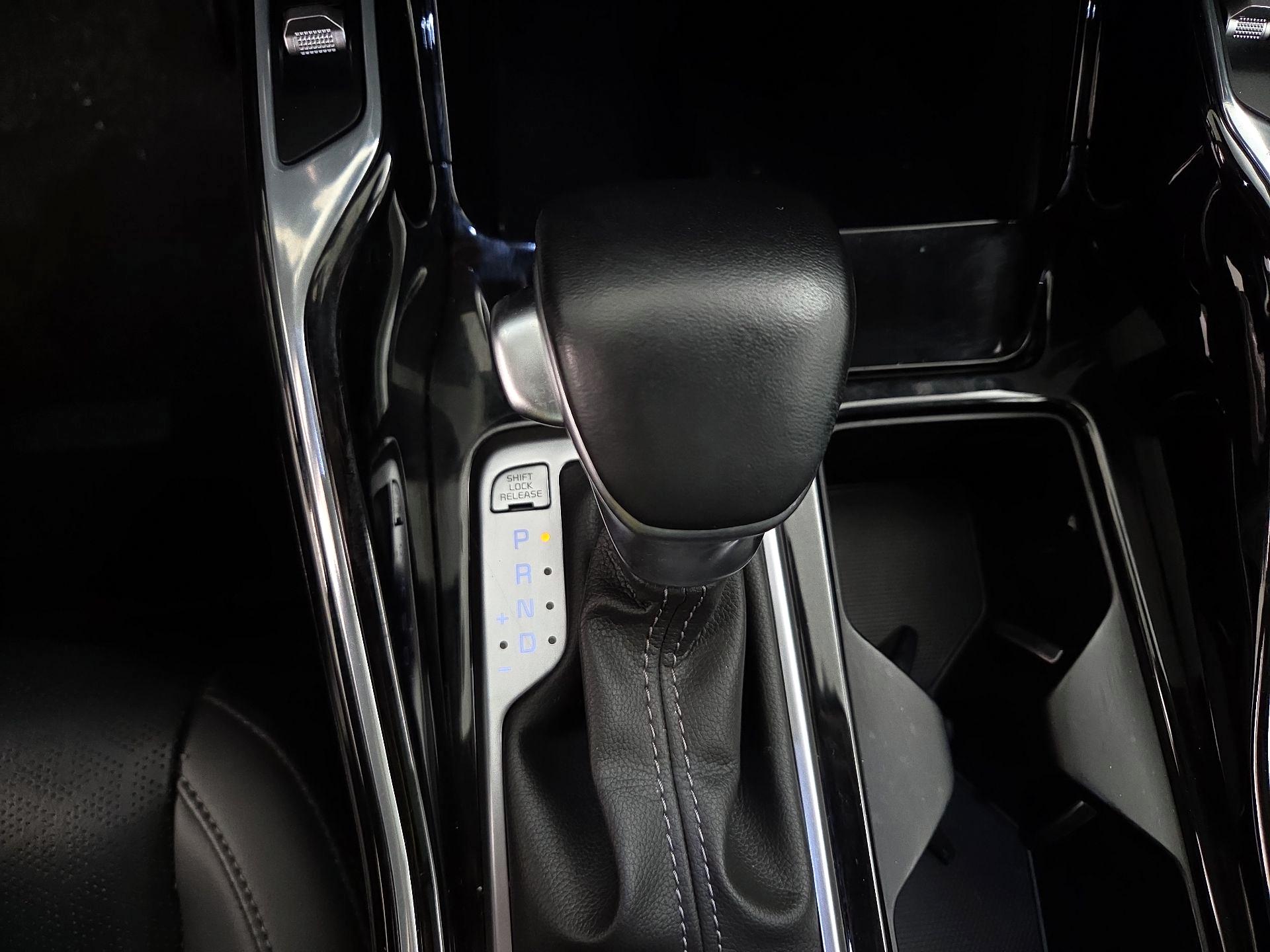 Thumbnail: 2022 Kia Sorento - 18