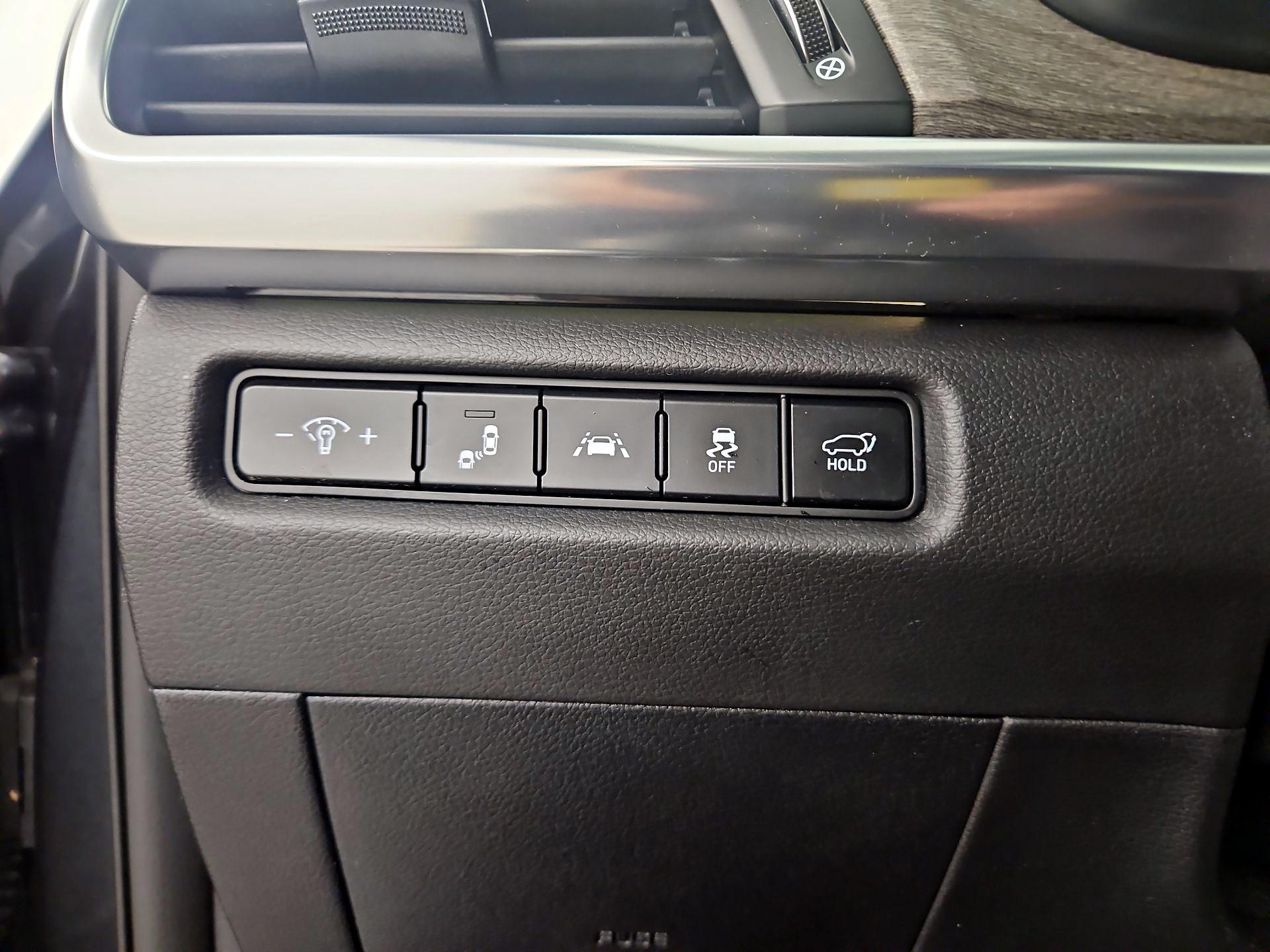 Thumbnail: 2022 Kia Telluride - 13