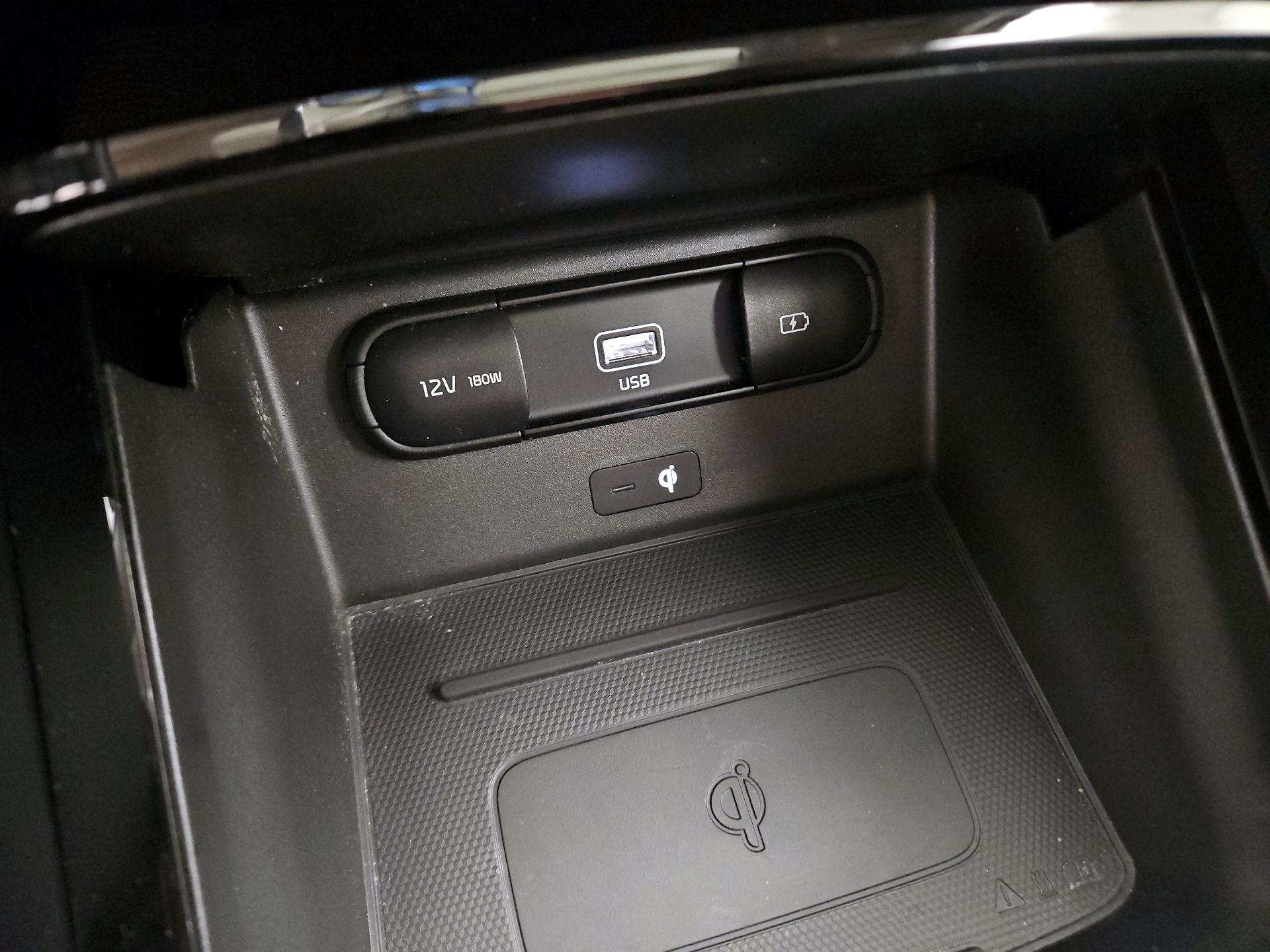 Thumbnail: 2022 Kia Telluride - 19