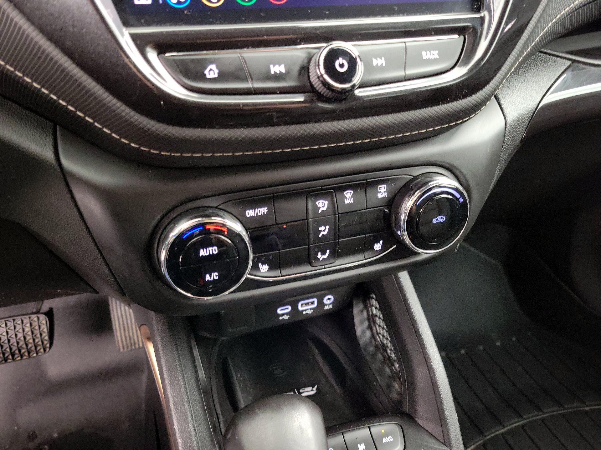 Thumbnail: 2023 Chevrolet TrailBlazer - 16