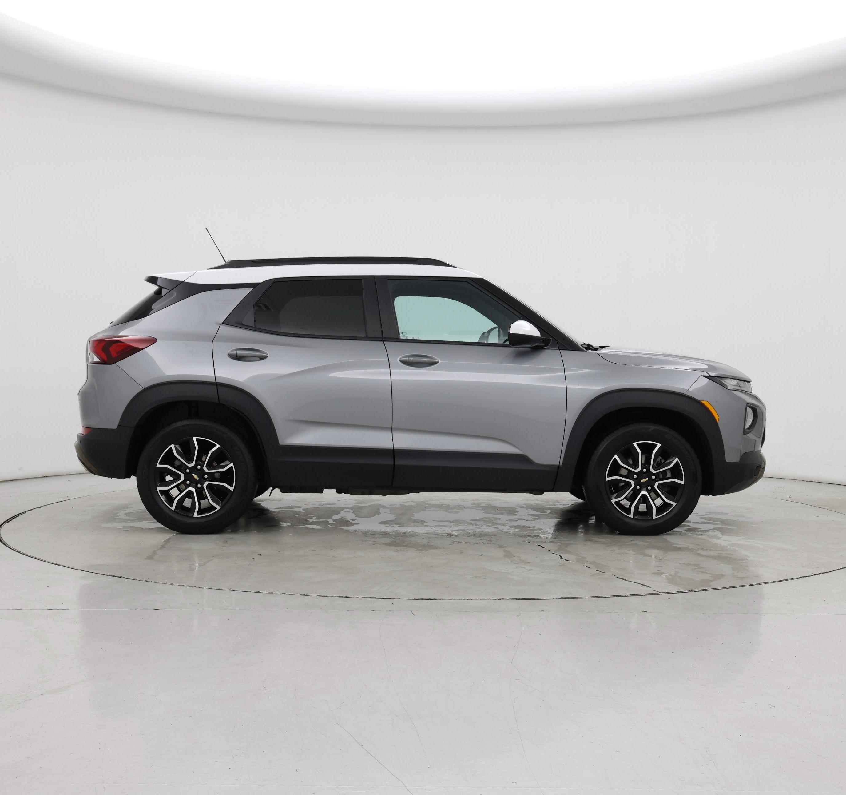 Thumbnail: 2023 Chevrolet TrailBlazer - 7